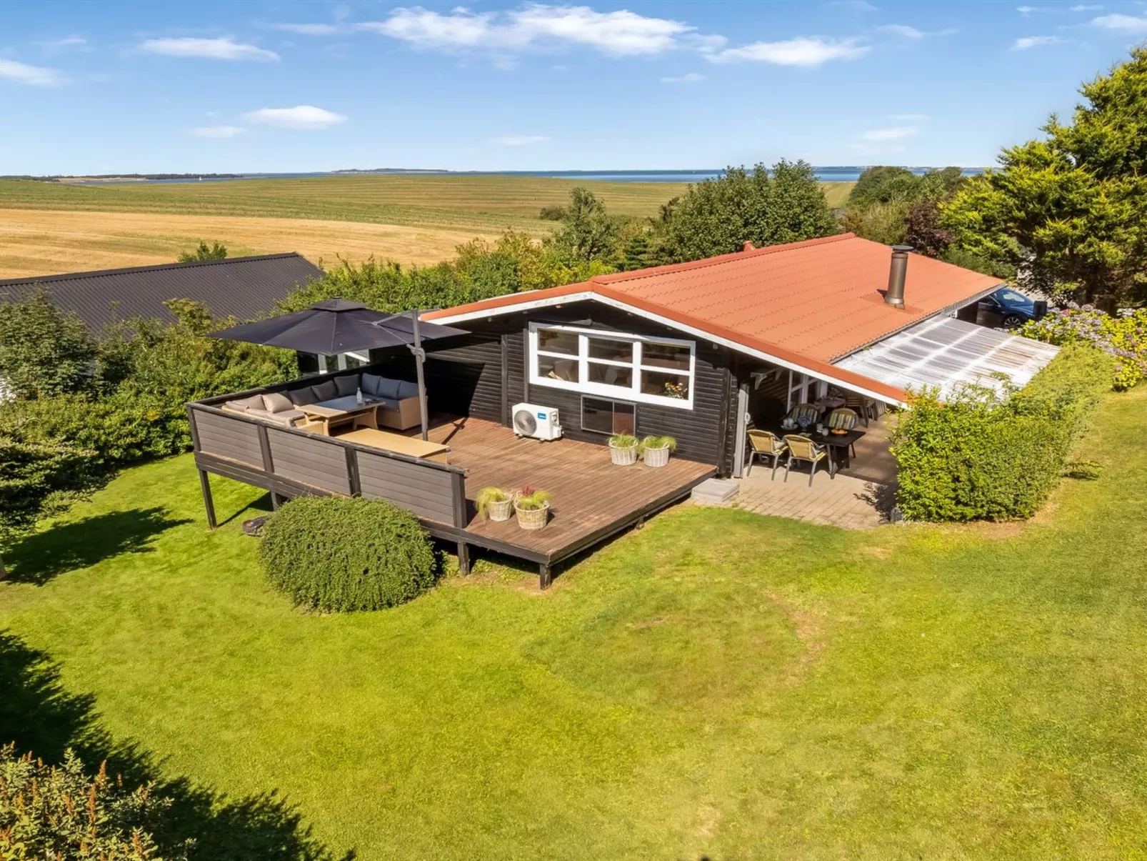 "Berner" - 500m to the fjord