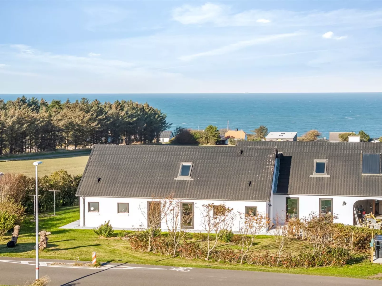 "Elida" - 400m from the sea