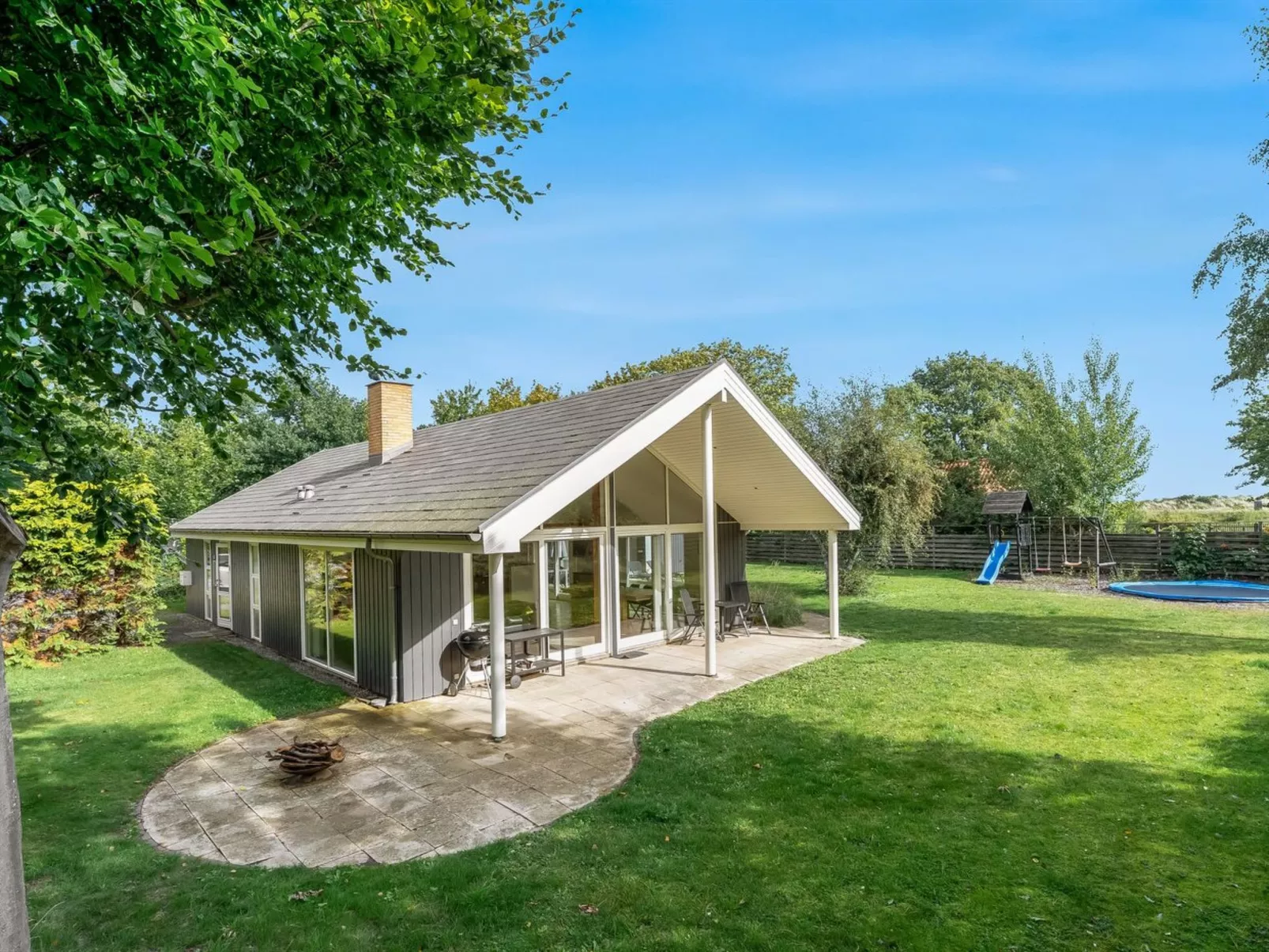 "Talitha" - 40m from the sea