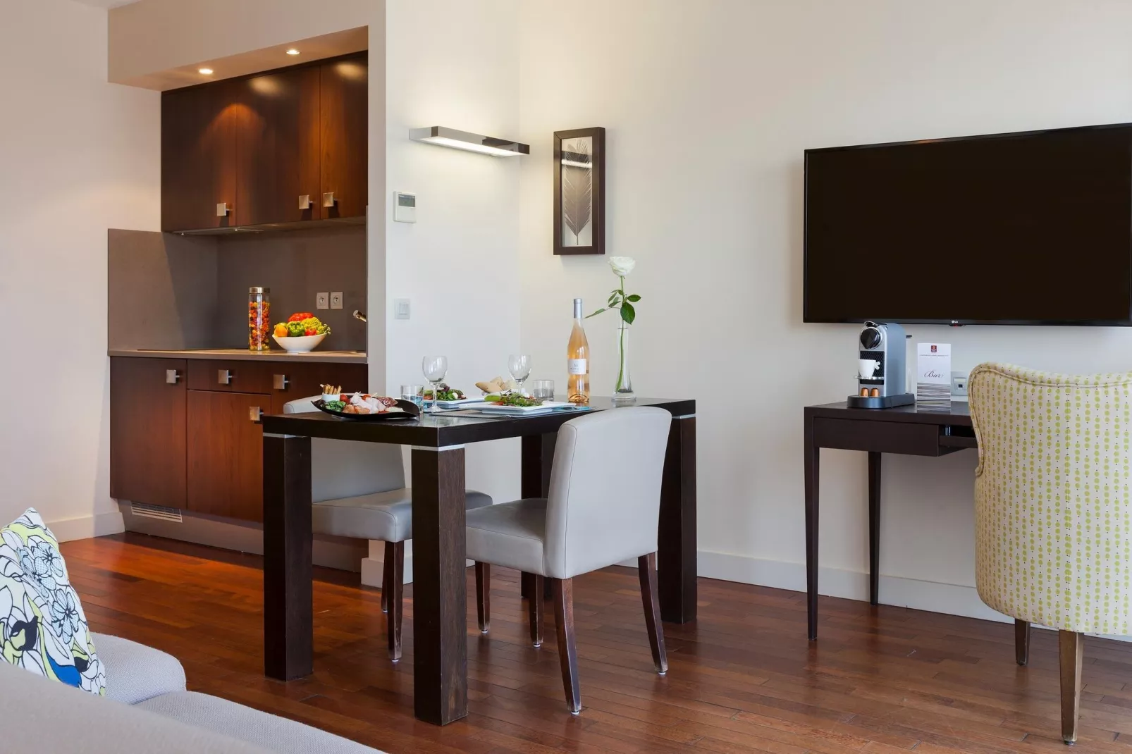 NEHÔ SUITES CANNES CROISETTE - Honeymoon suite with terrace