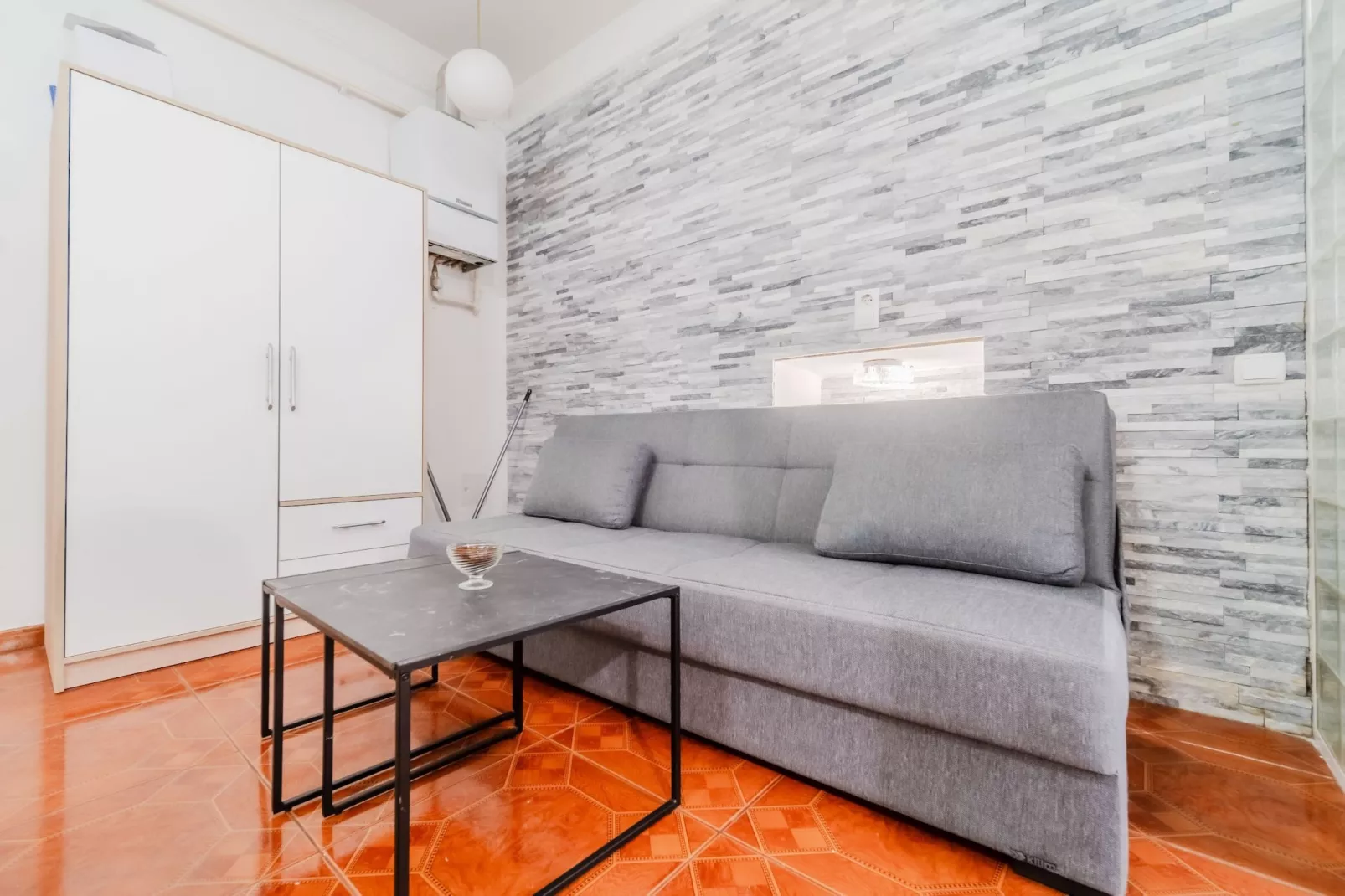 Urban Nest Apartment