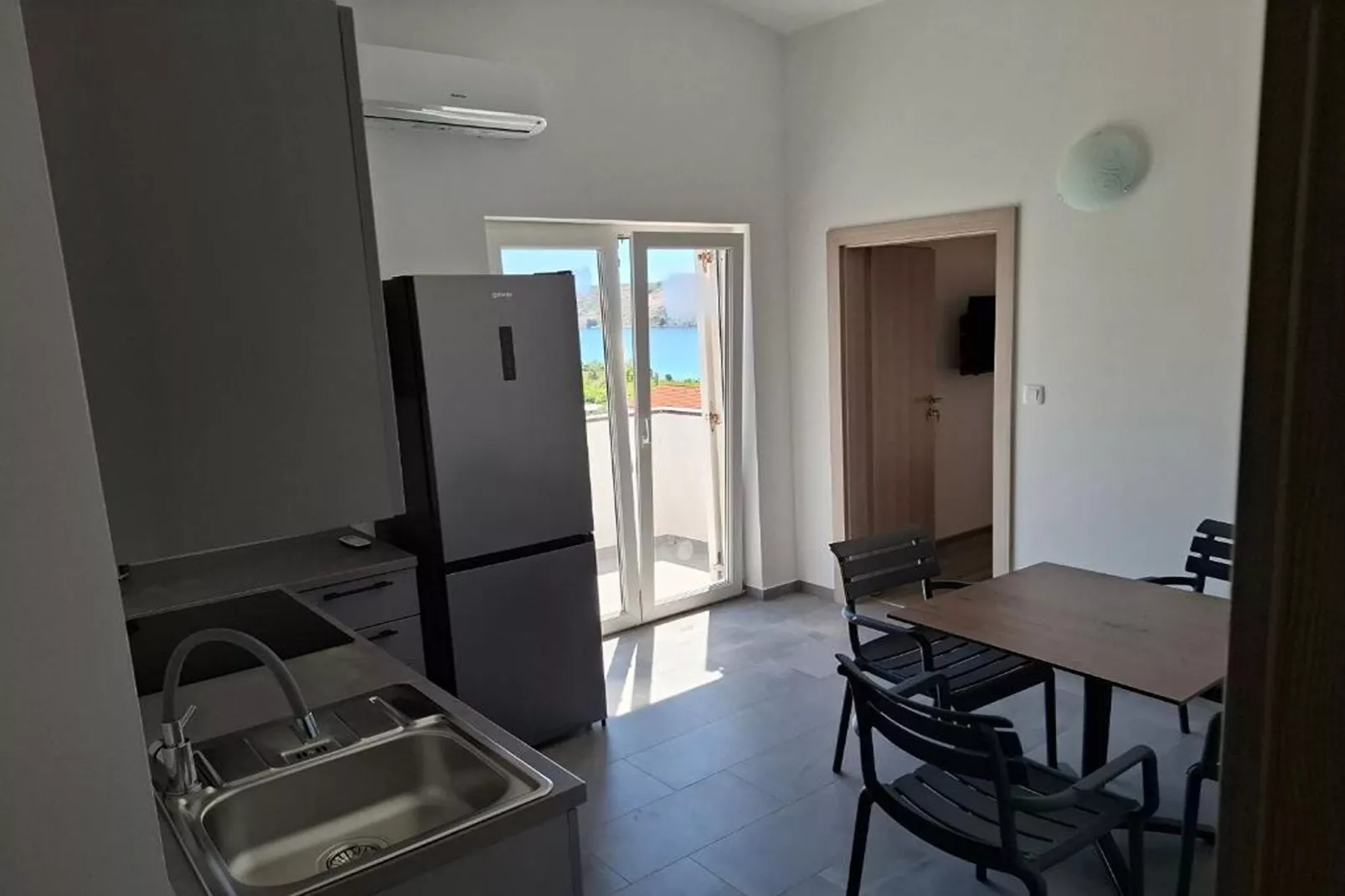 Rab Diving Mirko - Two Bedroom Apartment with Sea View (5A)