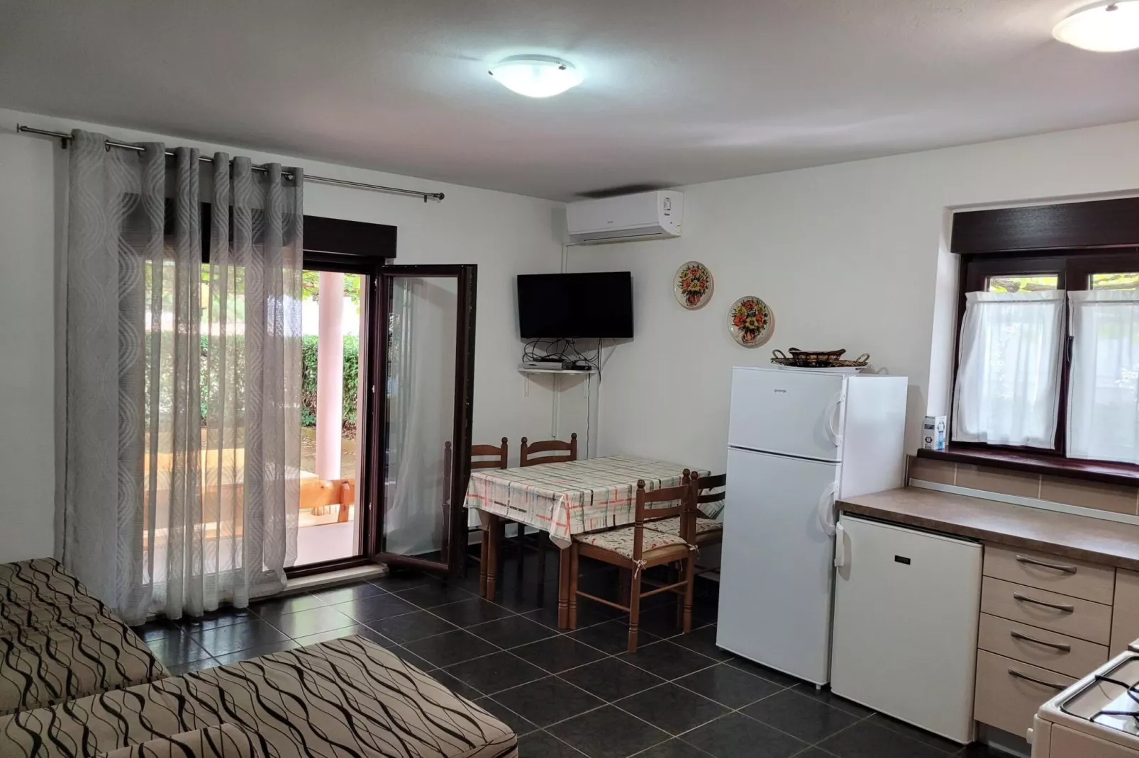 Apartments Villa Dina 1