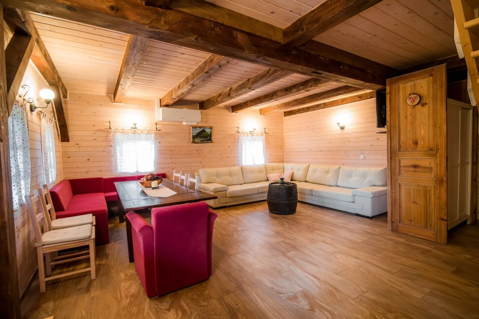 Serene Rustic Haven Holiday Home with Sauna - Two Bedroom Holiday Home with Sauna