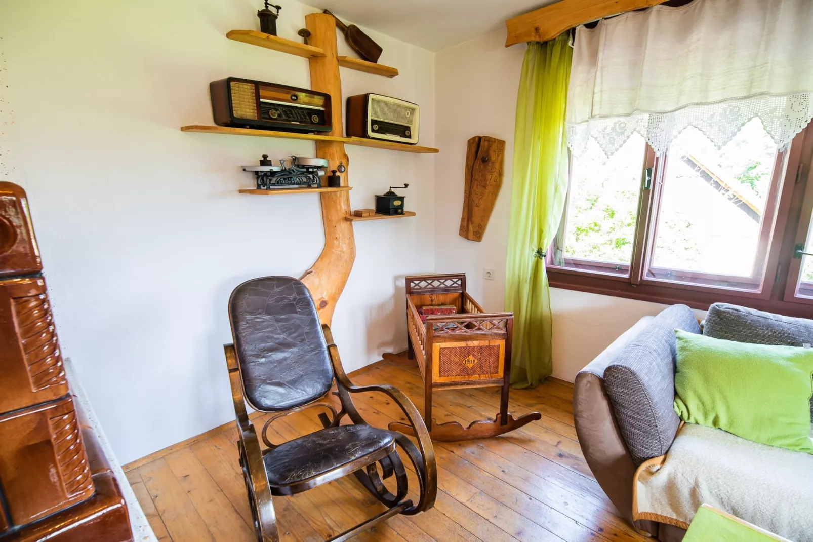 Bloomfield Retreat Country House with Sauna - Three Bedroom Country House