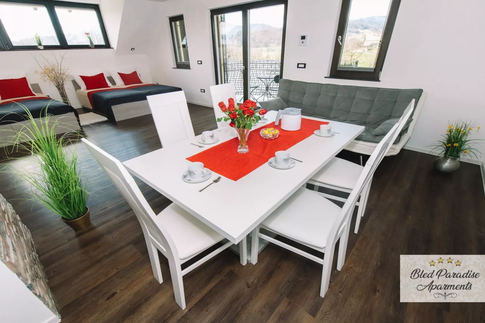 Bled Prestigious and Stylish Apartments - Two Bedroom Apartment with Balcony (owner 5)
