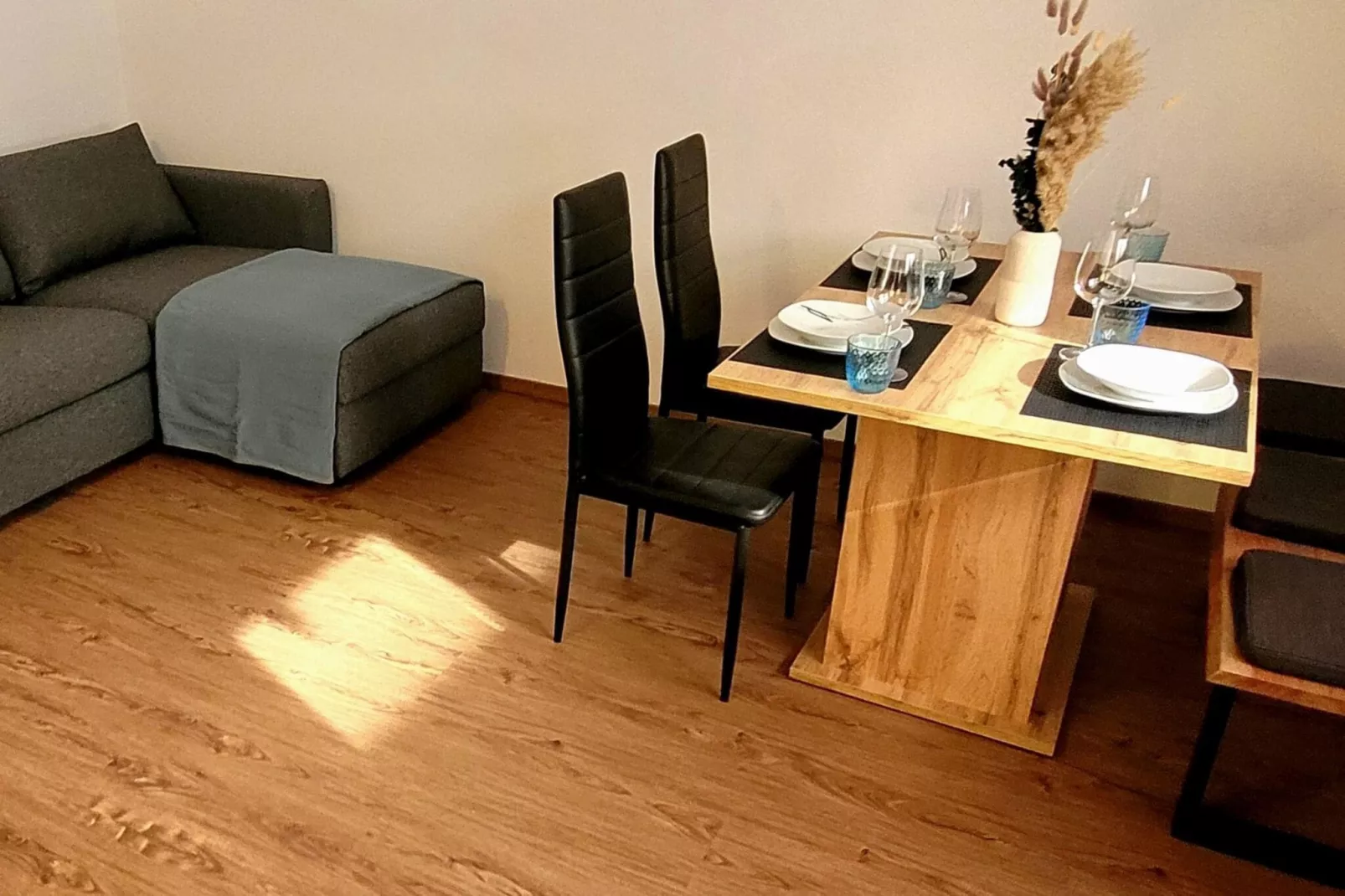 Apart Söllberg-Dining room