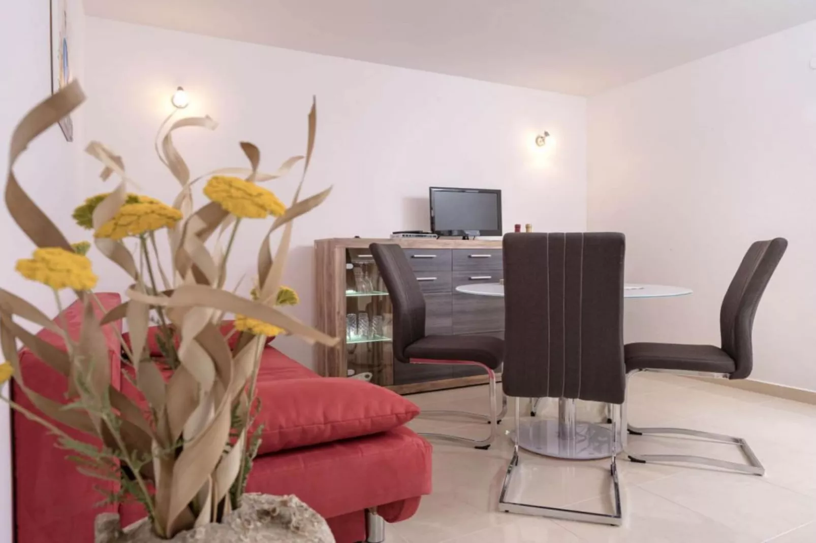 One Bedroom Apartment with Terrace 5