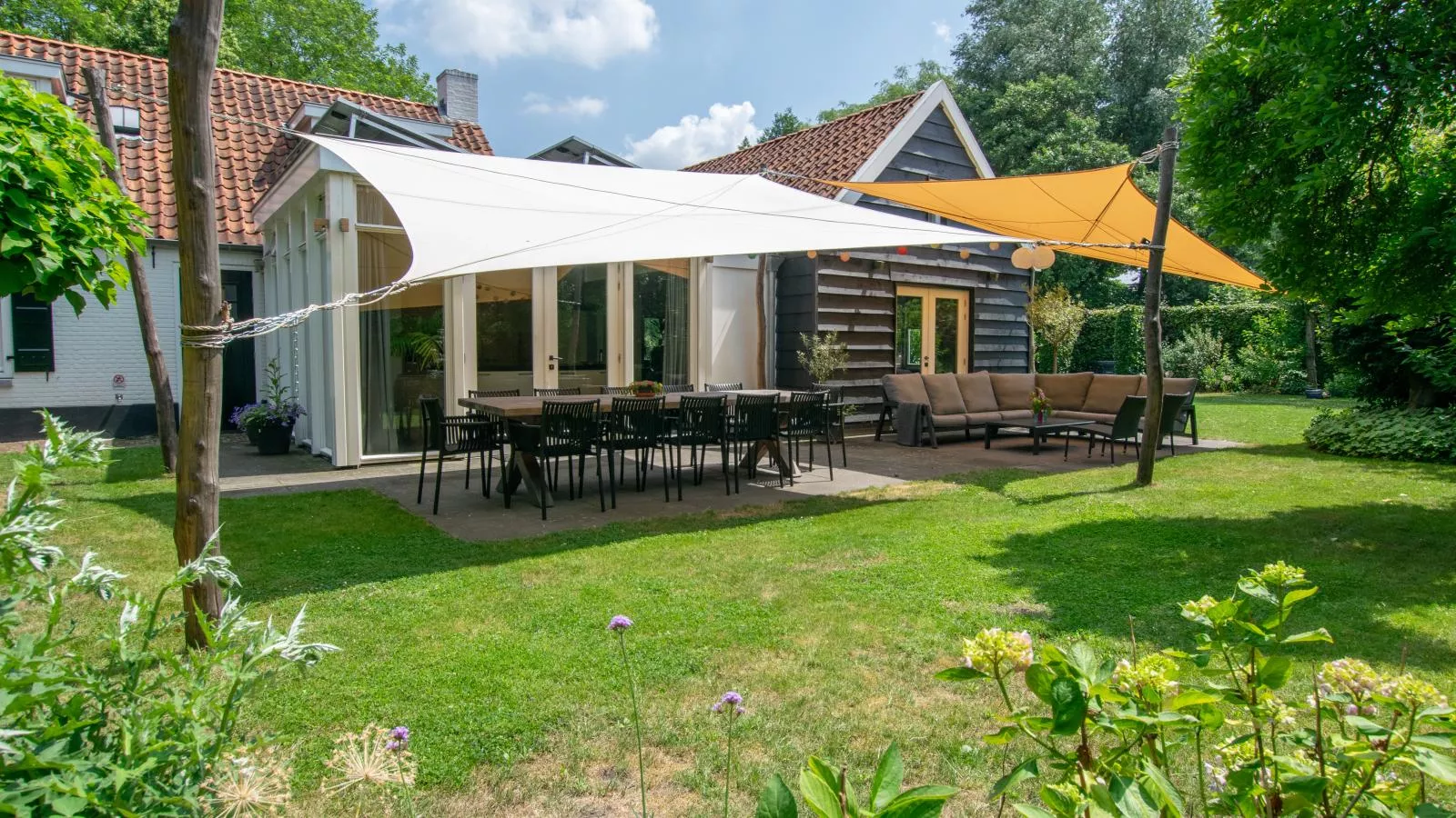 Hemels Helleke-Jardin d'été