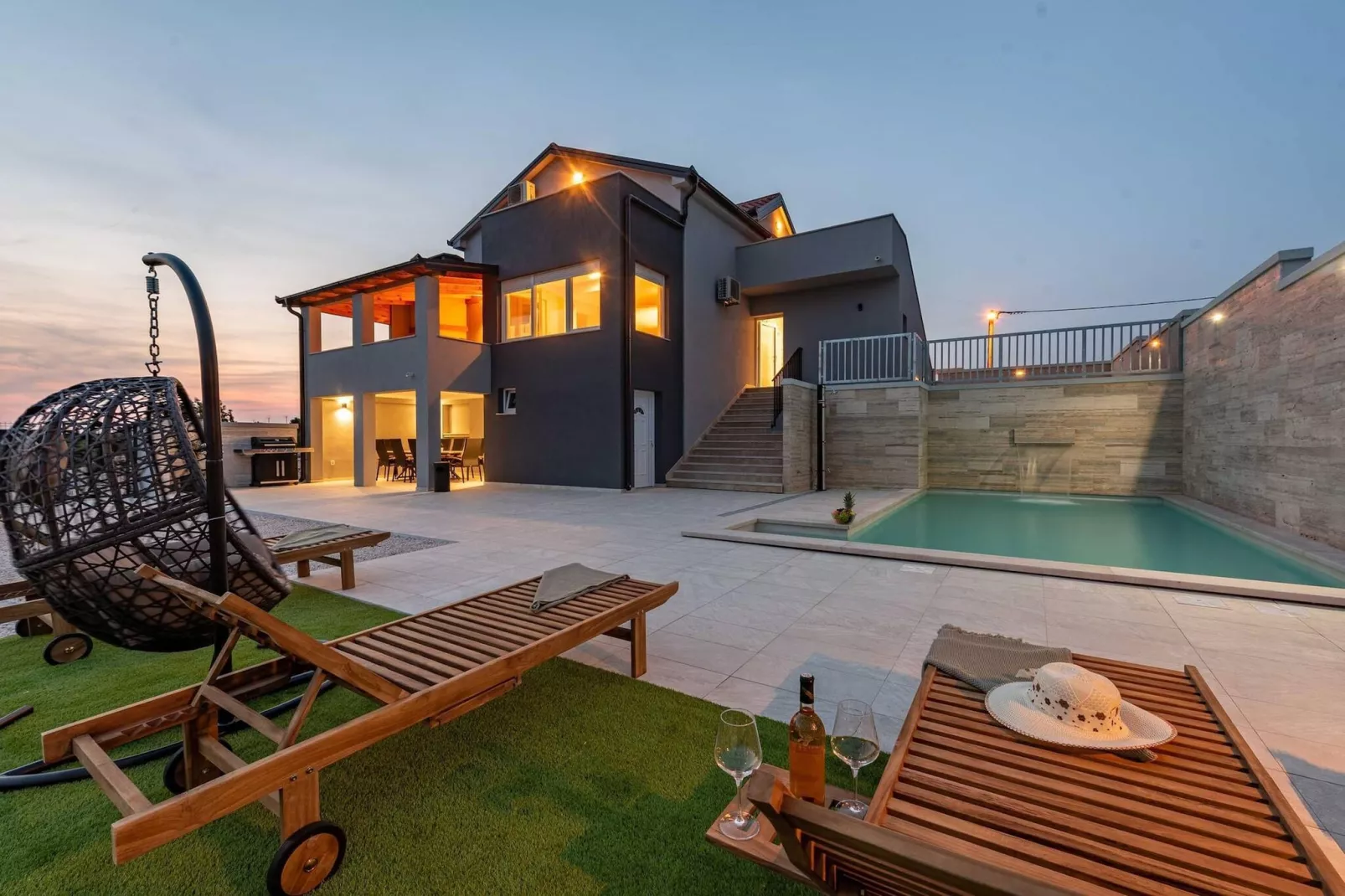 Villa Pezer with heated pool & sauna