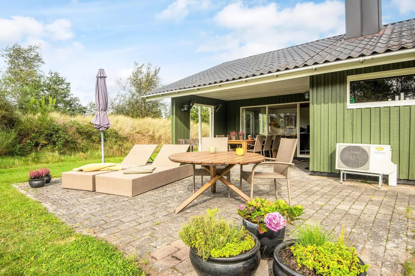 6 person holiday home in Blåvand