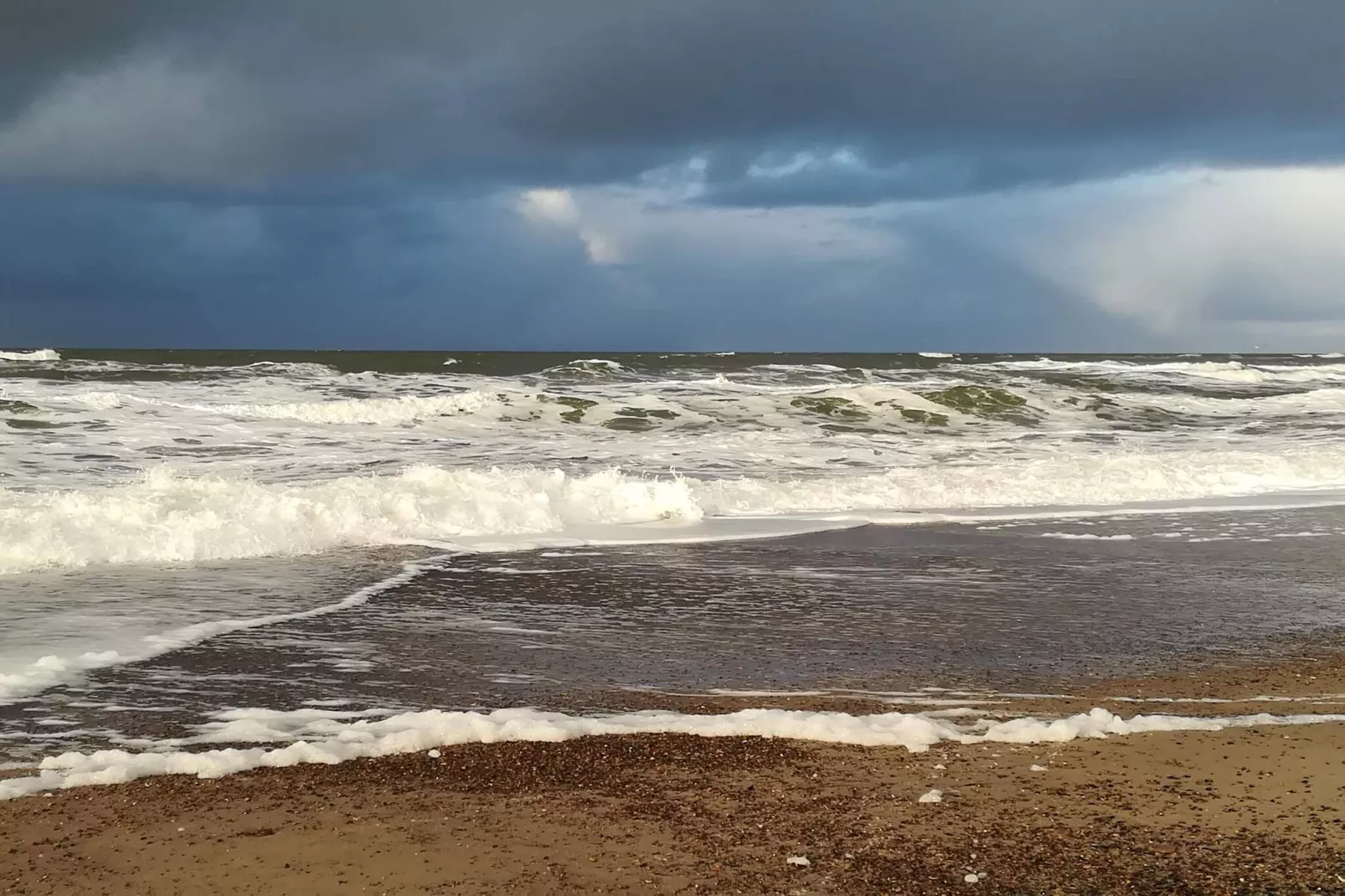 Dune Escape with Games and WiFi-By Traum