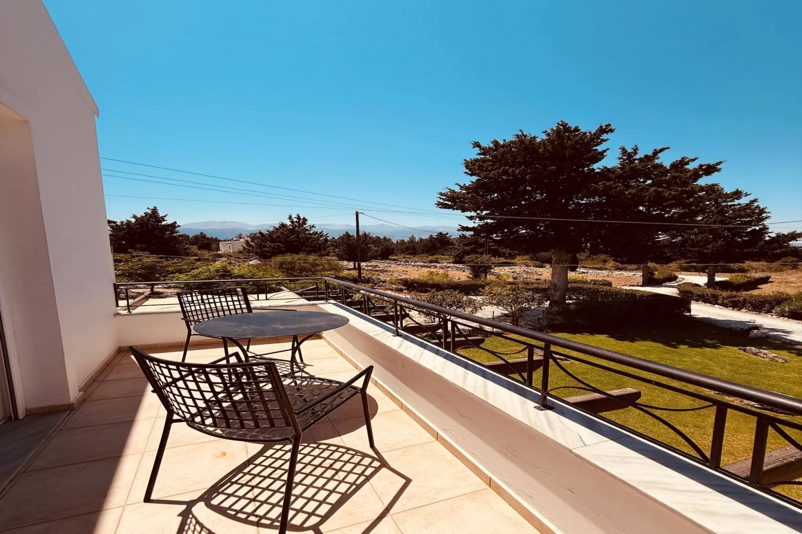 Villa Aloni-Terrasse/Balkon