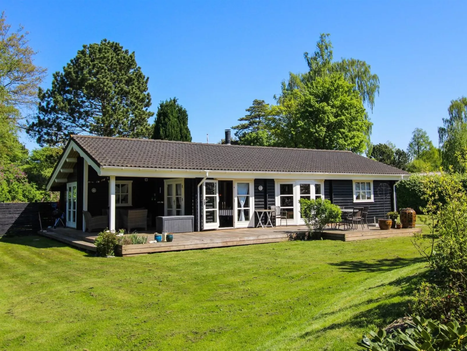 "Eia" - 500m from the sea