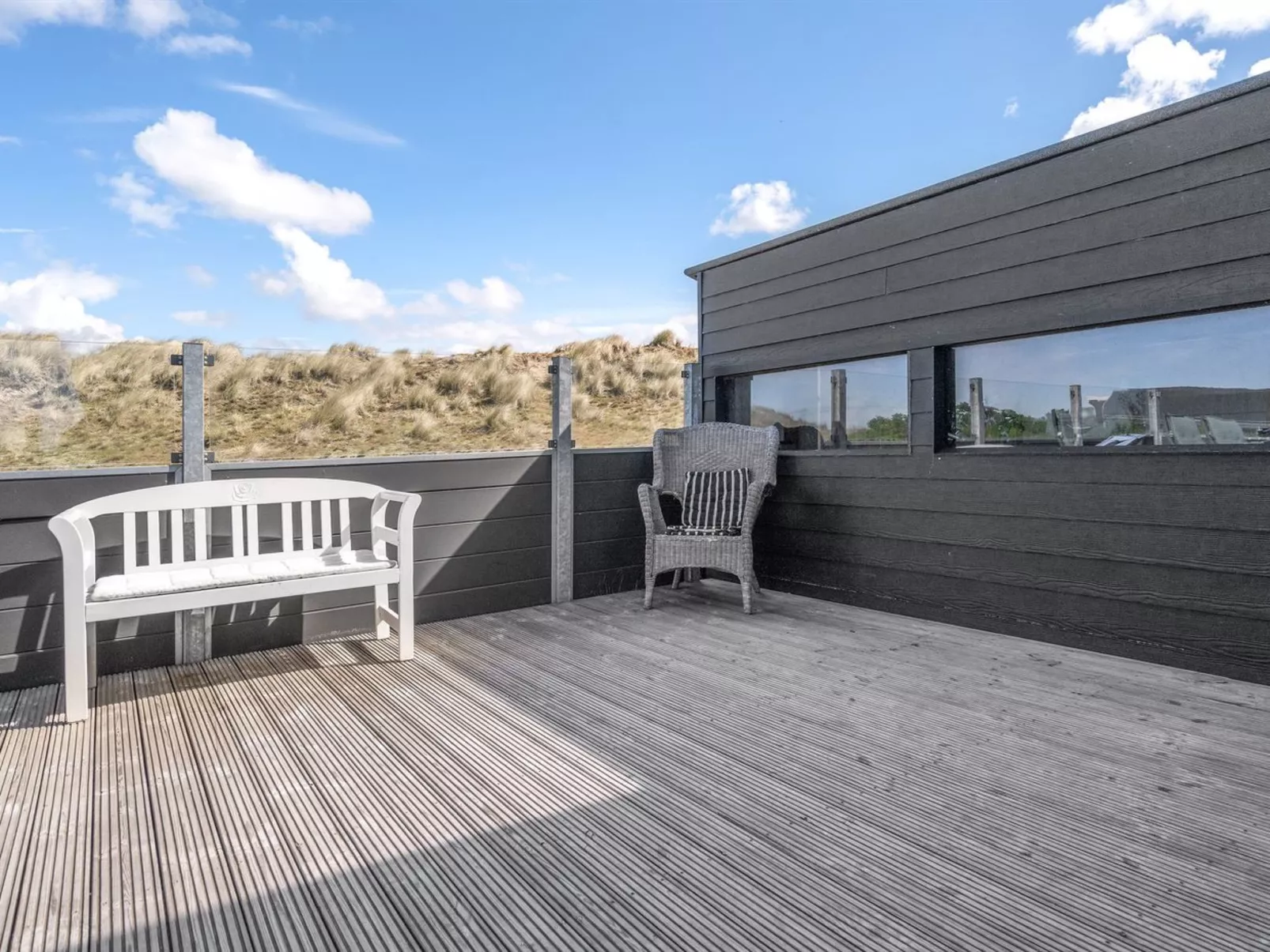 "Anton" - 1.5km from the sea-Draußen