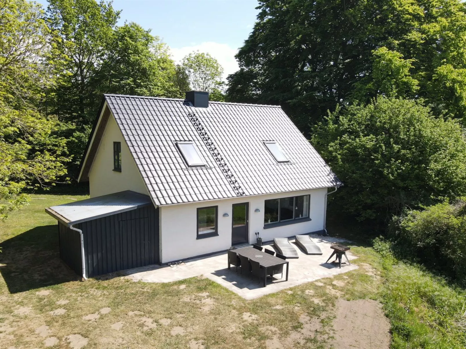 "Rosa" - 300m from the sea