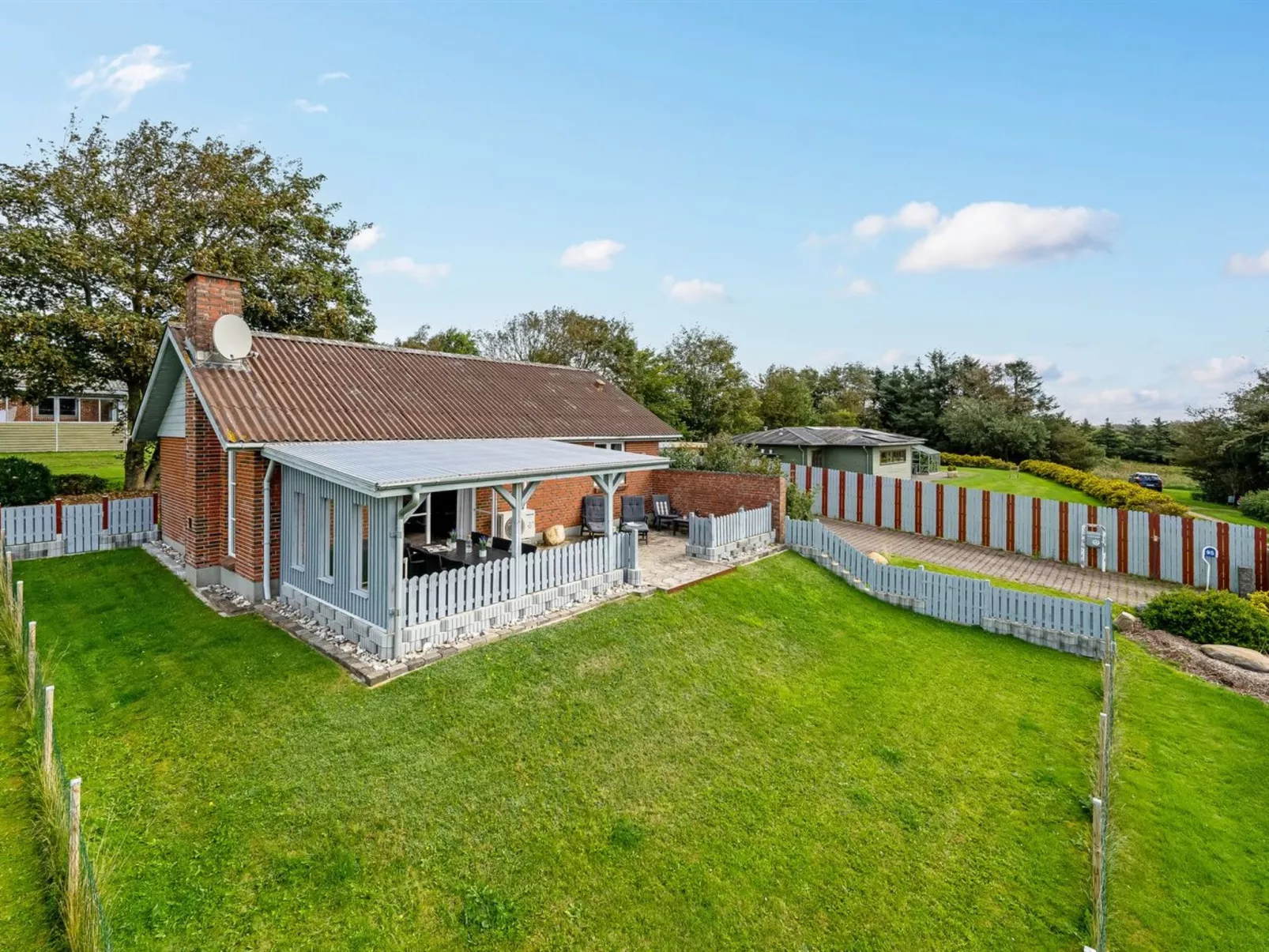 "Tuki" - 700m to the fjord