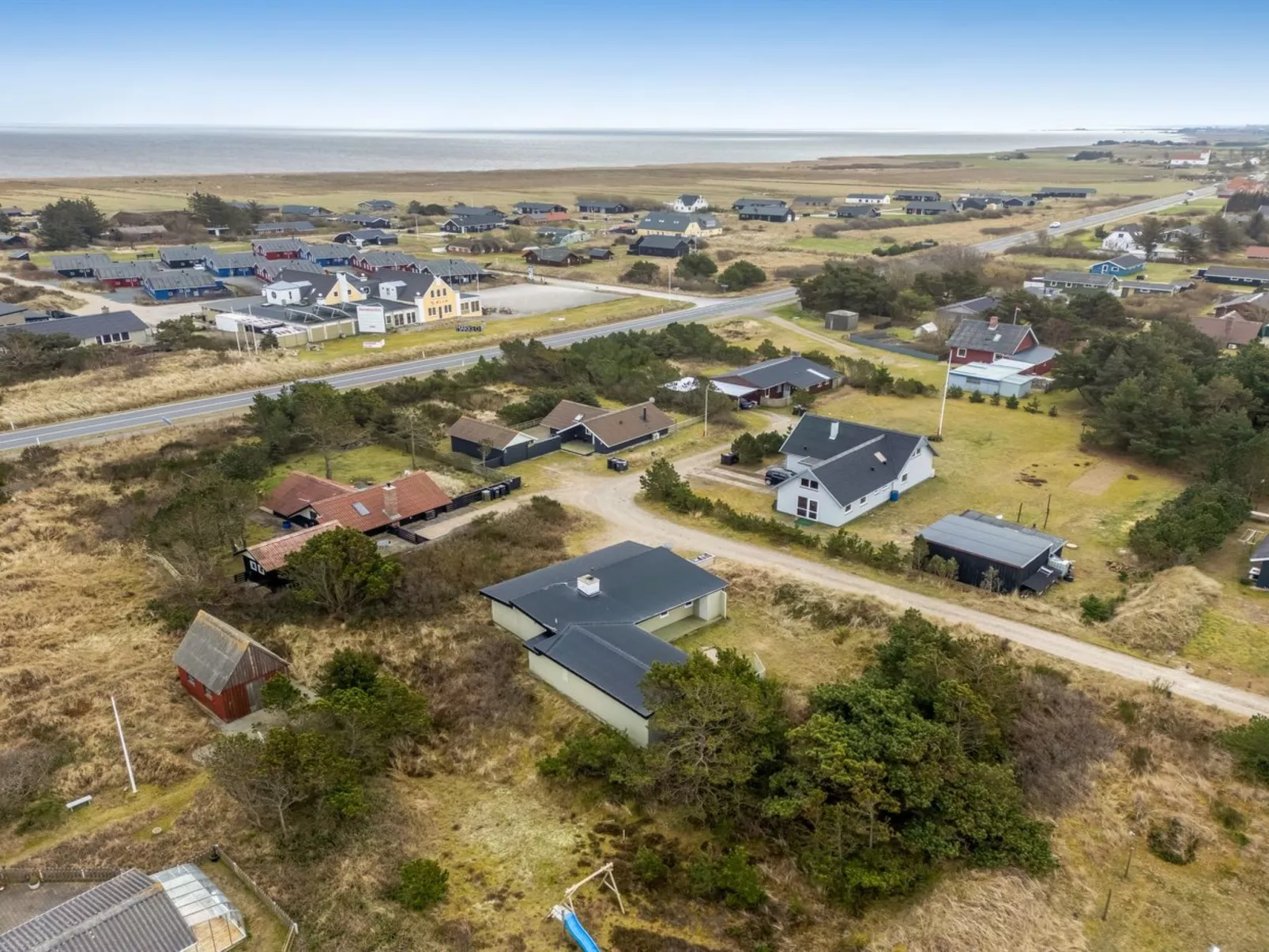 "Yorik" - 800m from the sea-Draußen