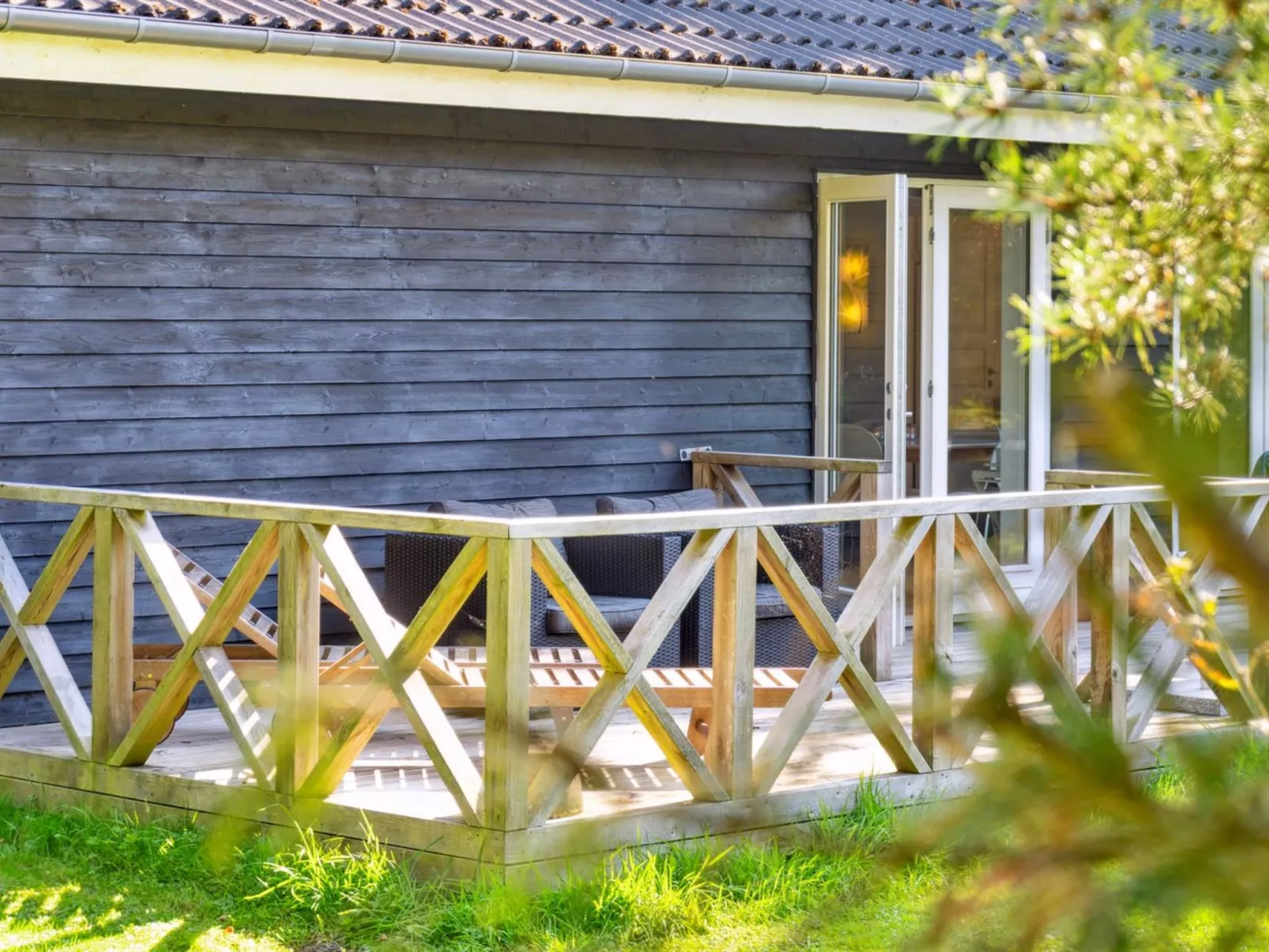 "Pietari" - 1.2km from the sea