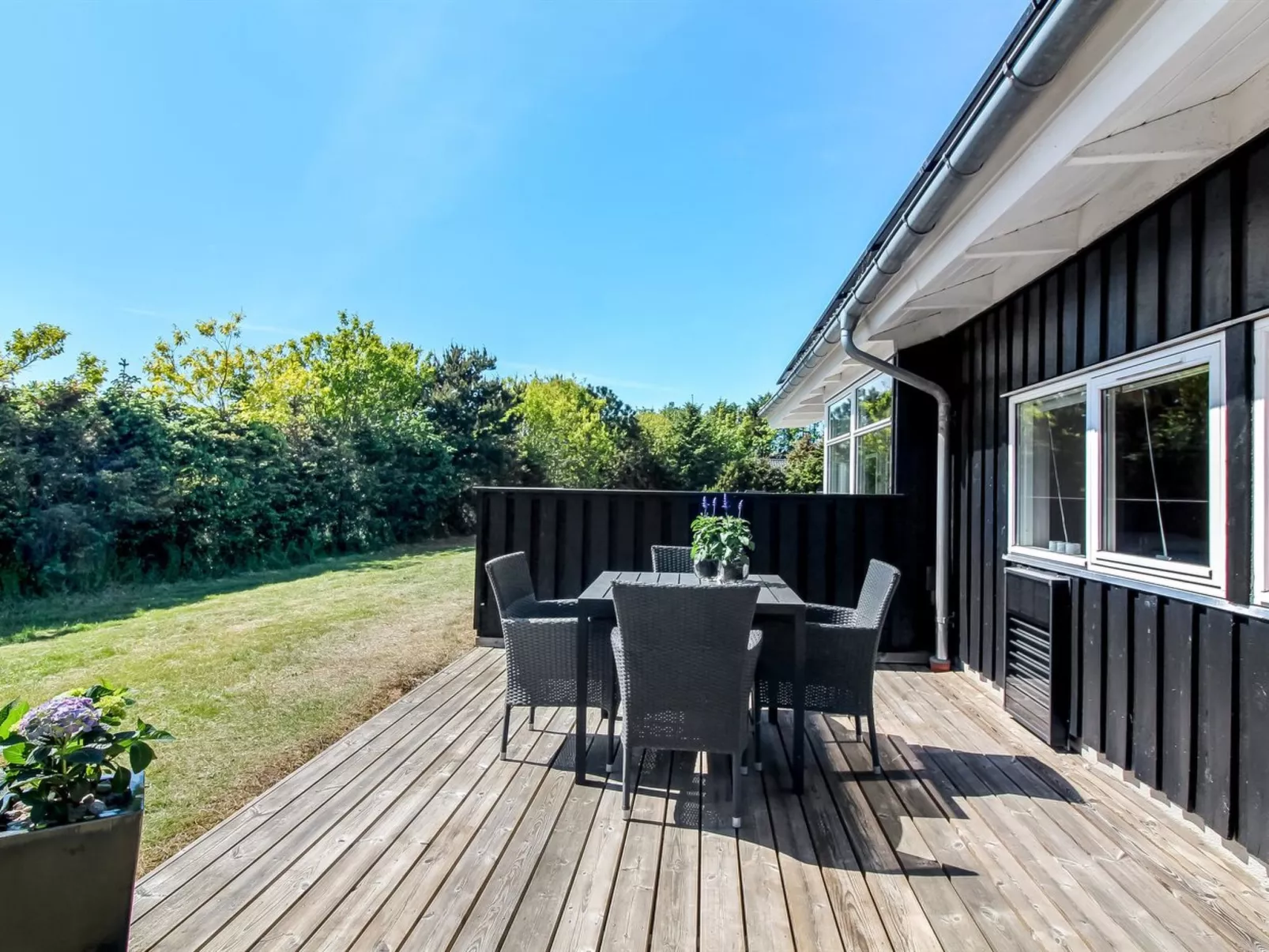 "Elvan" - 450m from the sea-Outside