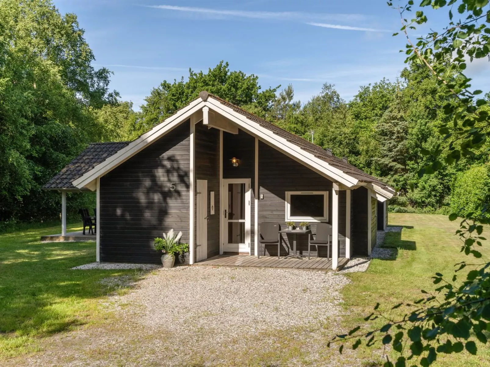 "Elita" - 1.7km from the sea