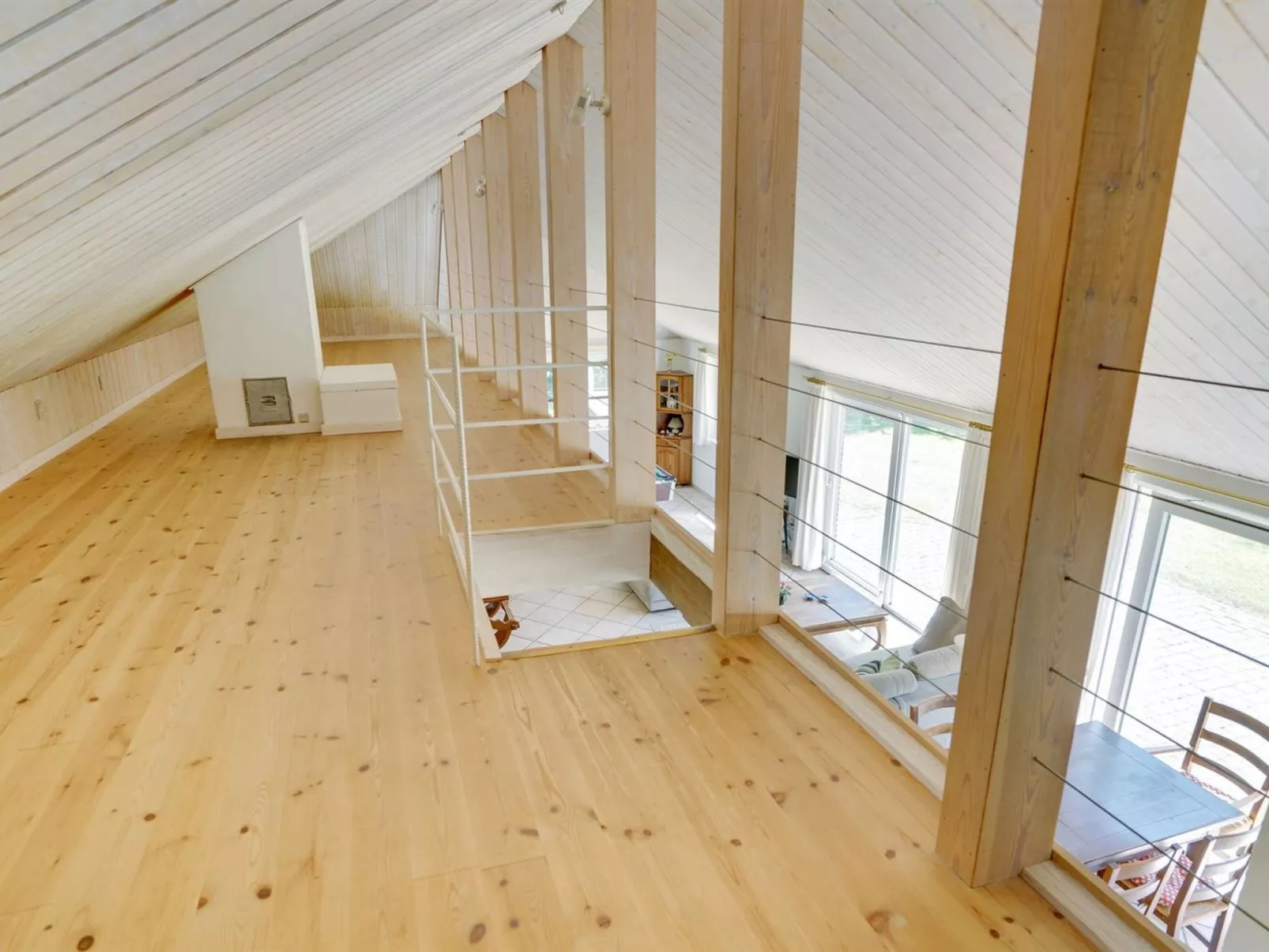 "Arletty" - 1km from the sea-Dedans