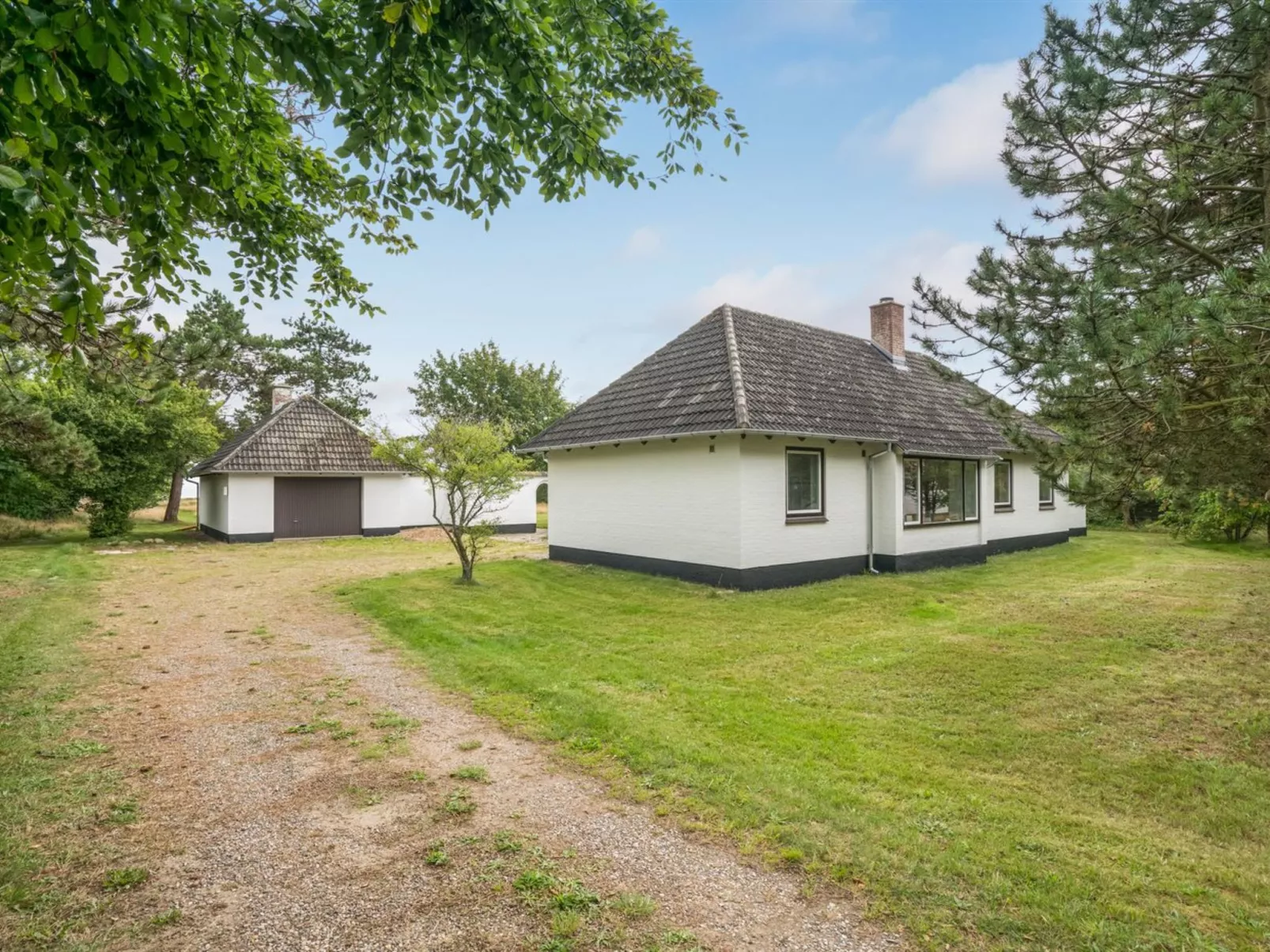 "Solmaz" - 3.5km from the sea-Outside