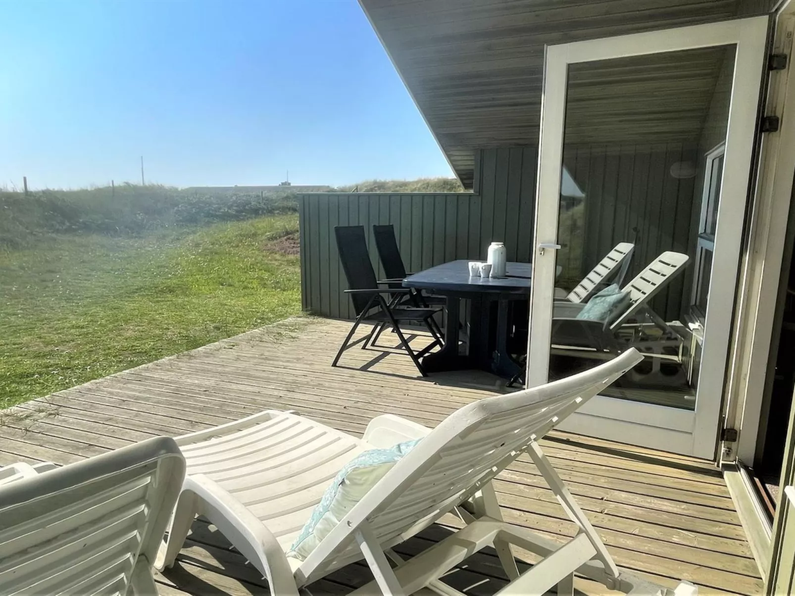 "Juha" -  from the sea-Dehors