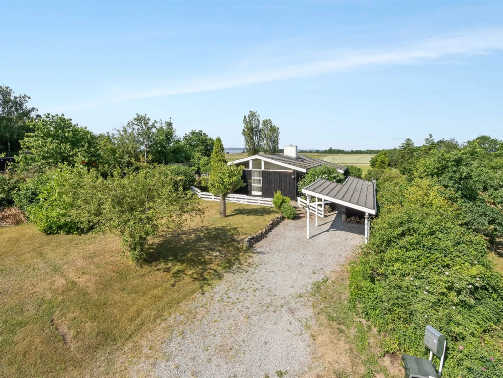 "Drine" - 700m from the sea