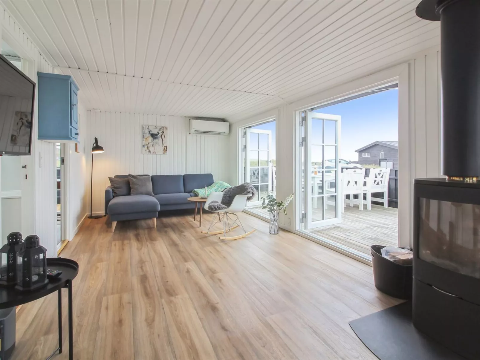 "Adina" - 50m from the sea