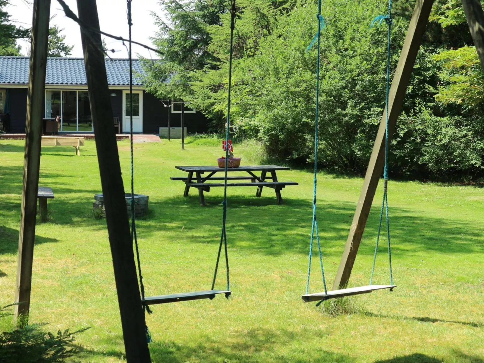 "France" - 1.1km from the sea