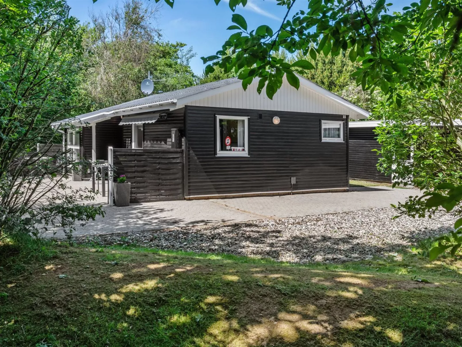 "Sanni" - 1.6km from the sea-Draußen