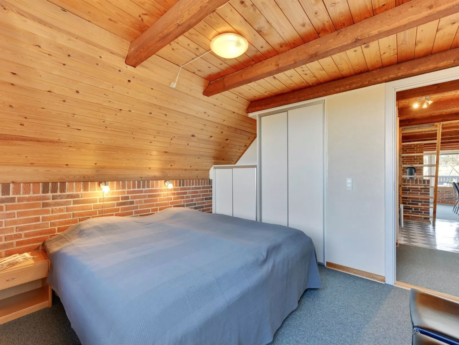 "Wulfhild" - 800m from the sea