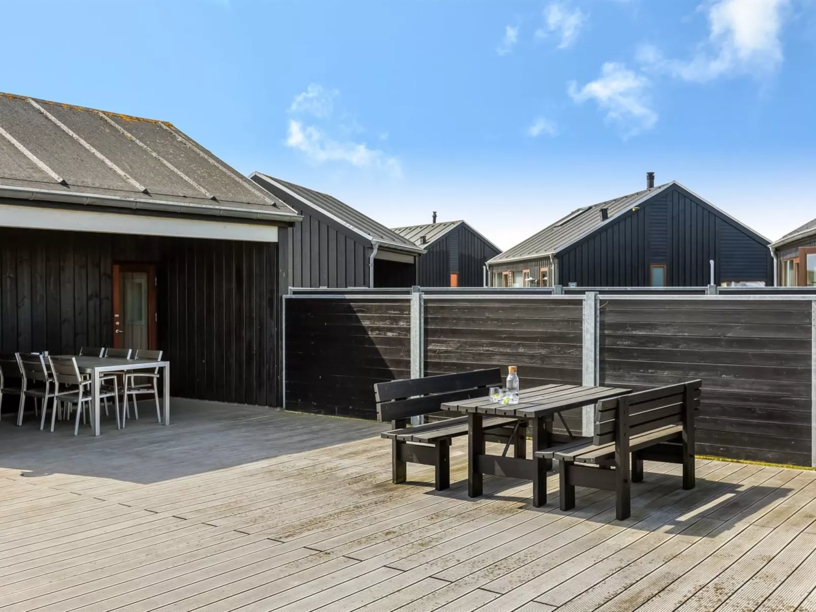 "Elinora" - 100m from the sea-Dehors