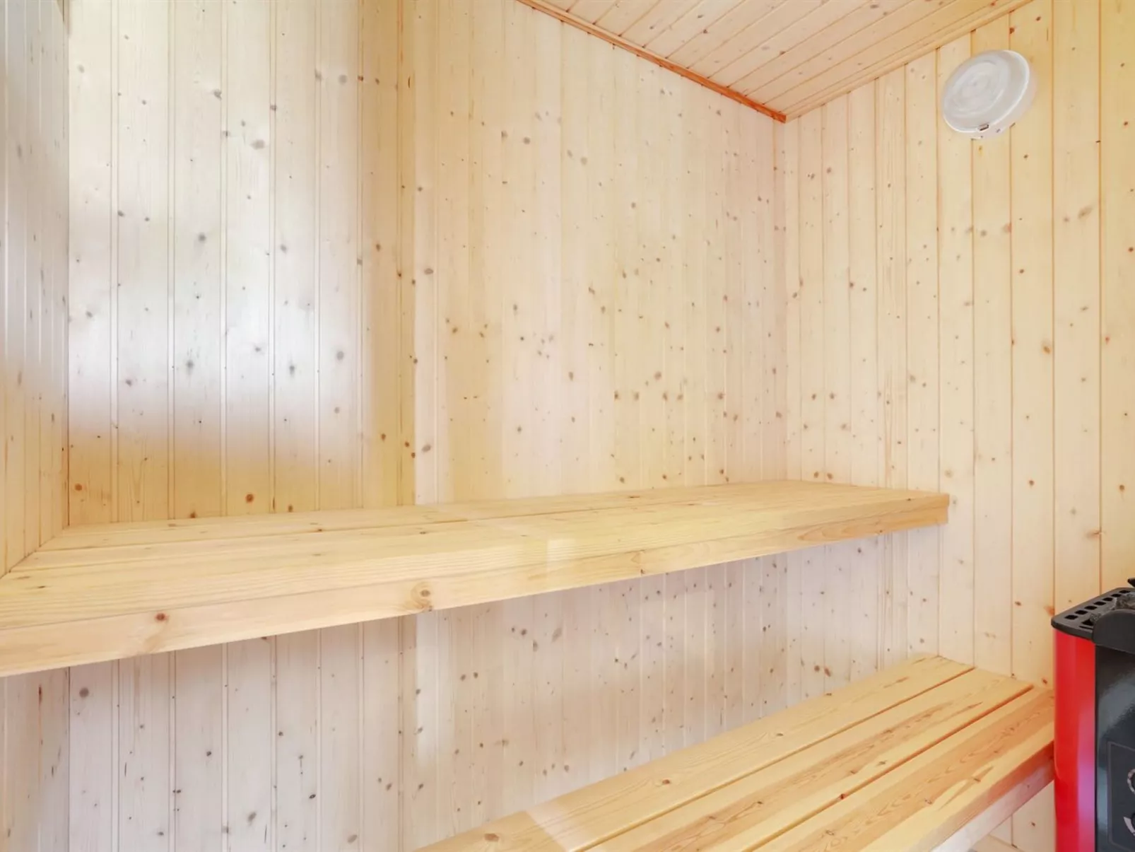 "Tjarko" - 150m from the sea