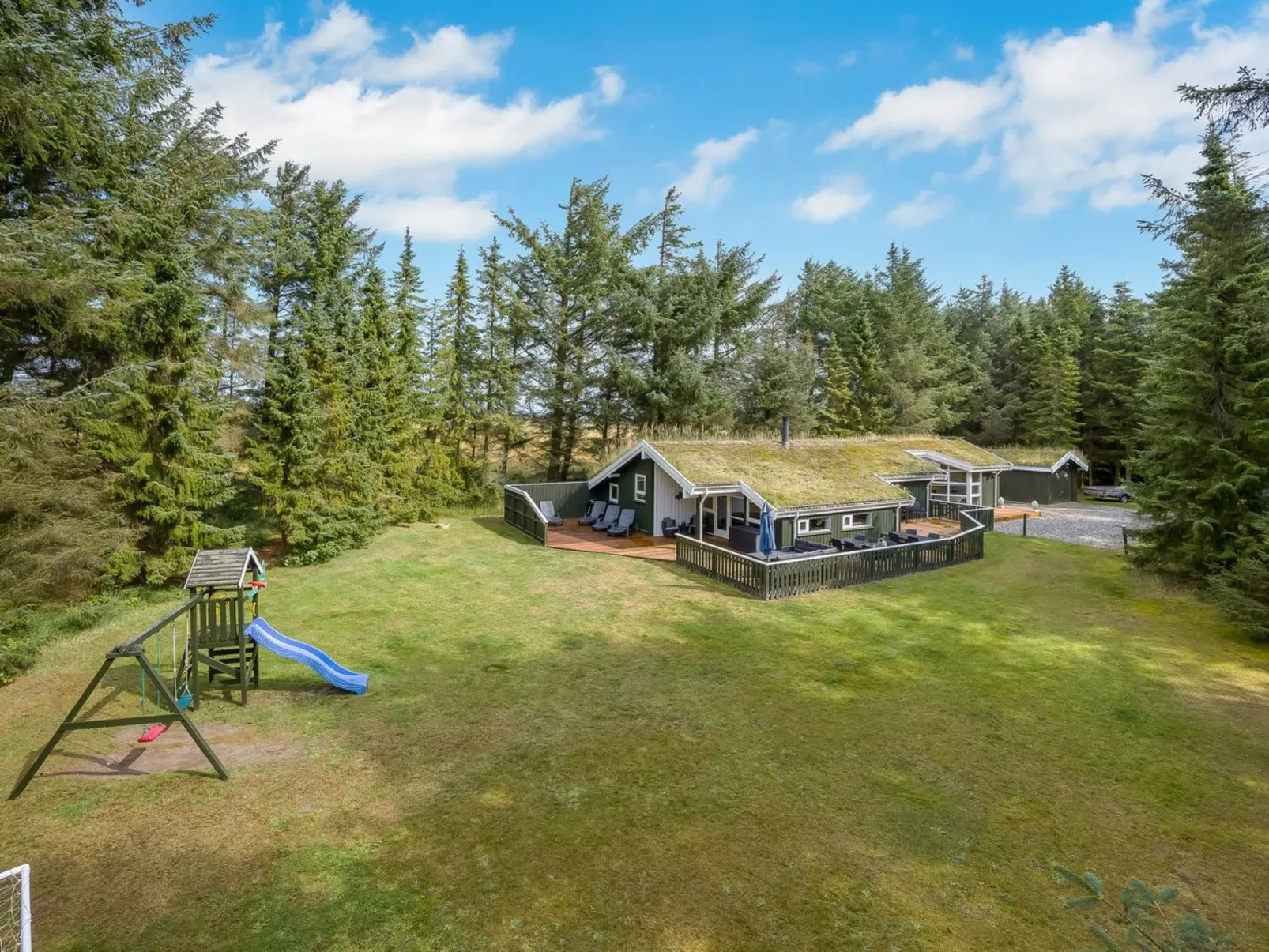 "Sunneva" - 1km from the sea