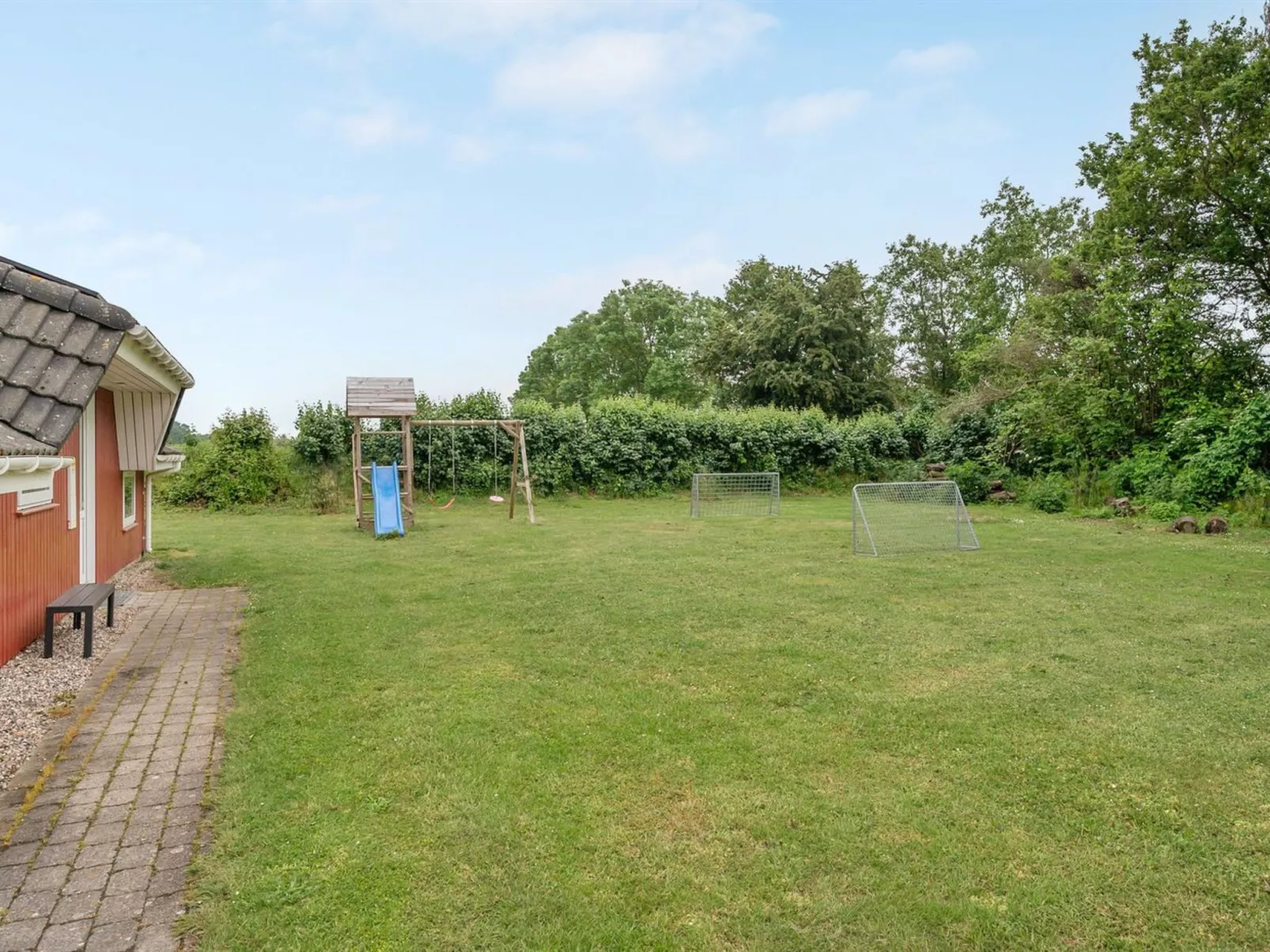 "Emly" - 1.1km from the sea-Draußen