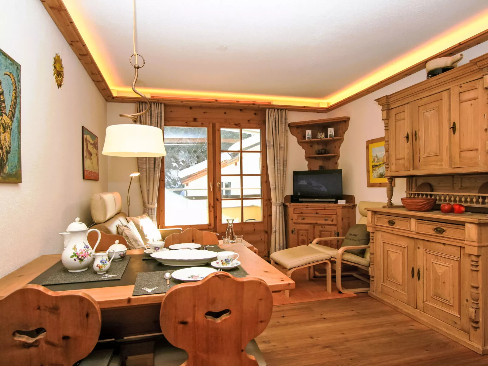 Chesa Alvetern 5-Inside