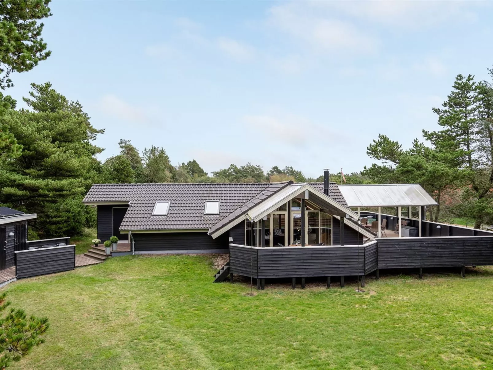 "Medard" - 2km from the sea-Outside