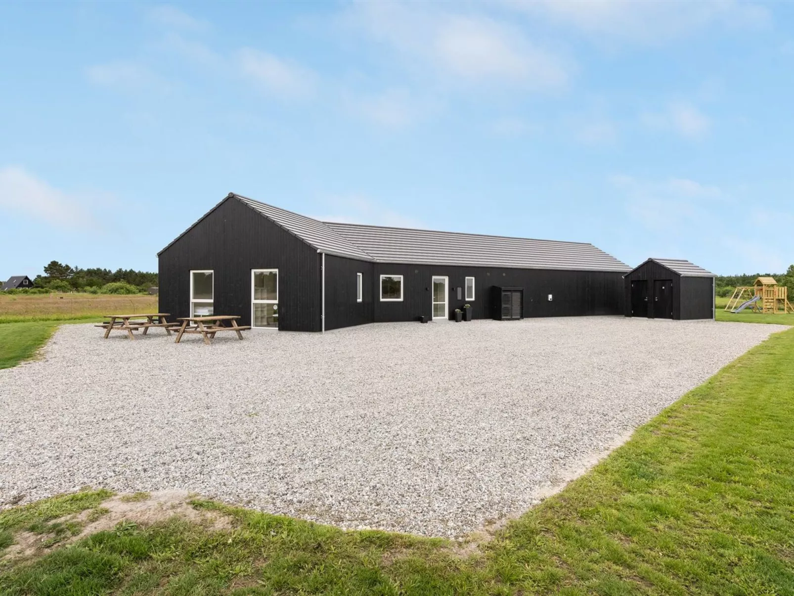 "Fridel" - 4km from the sea