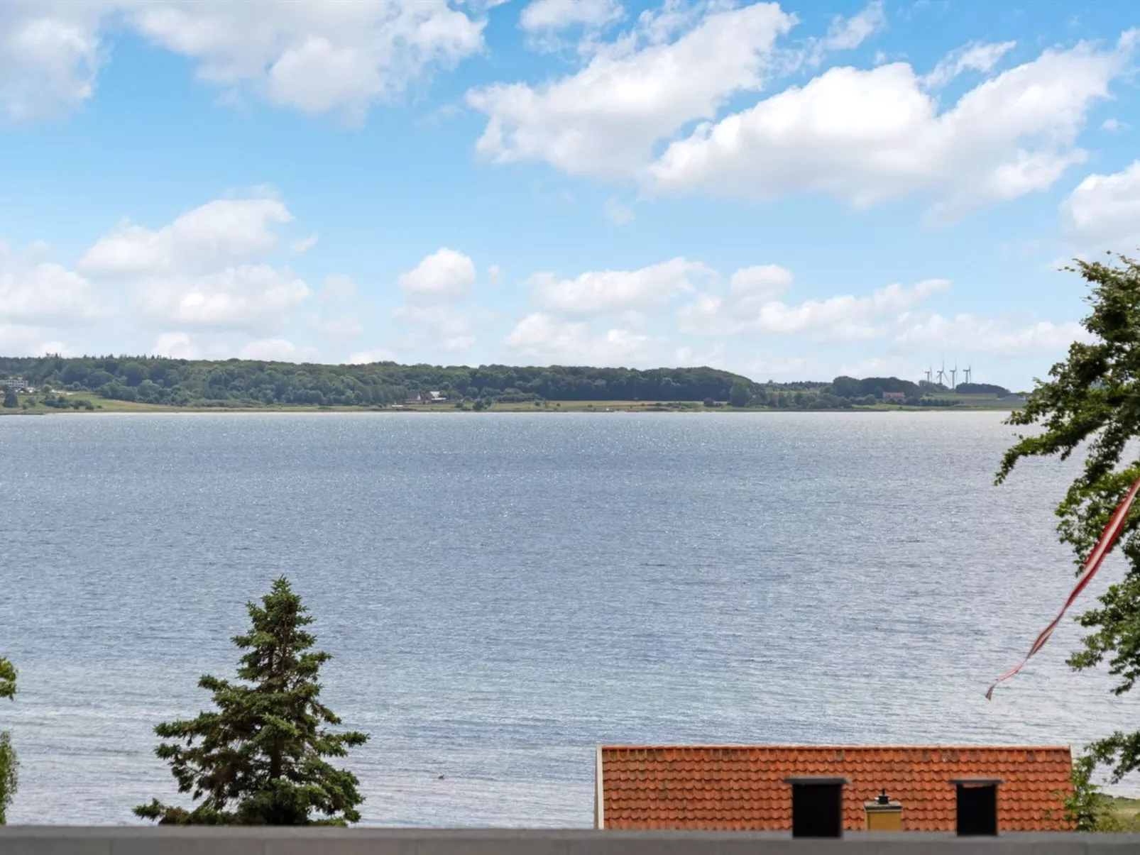 "Ahmik" - 200m from the sea