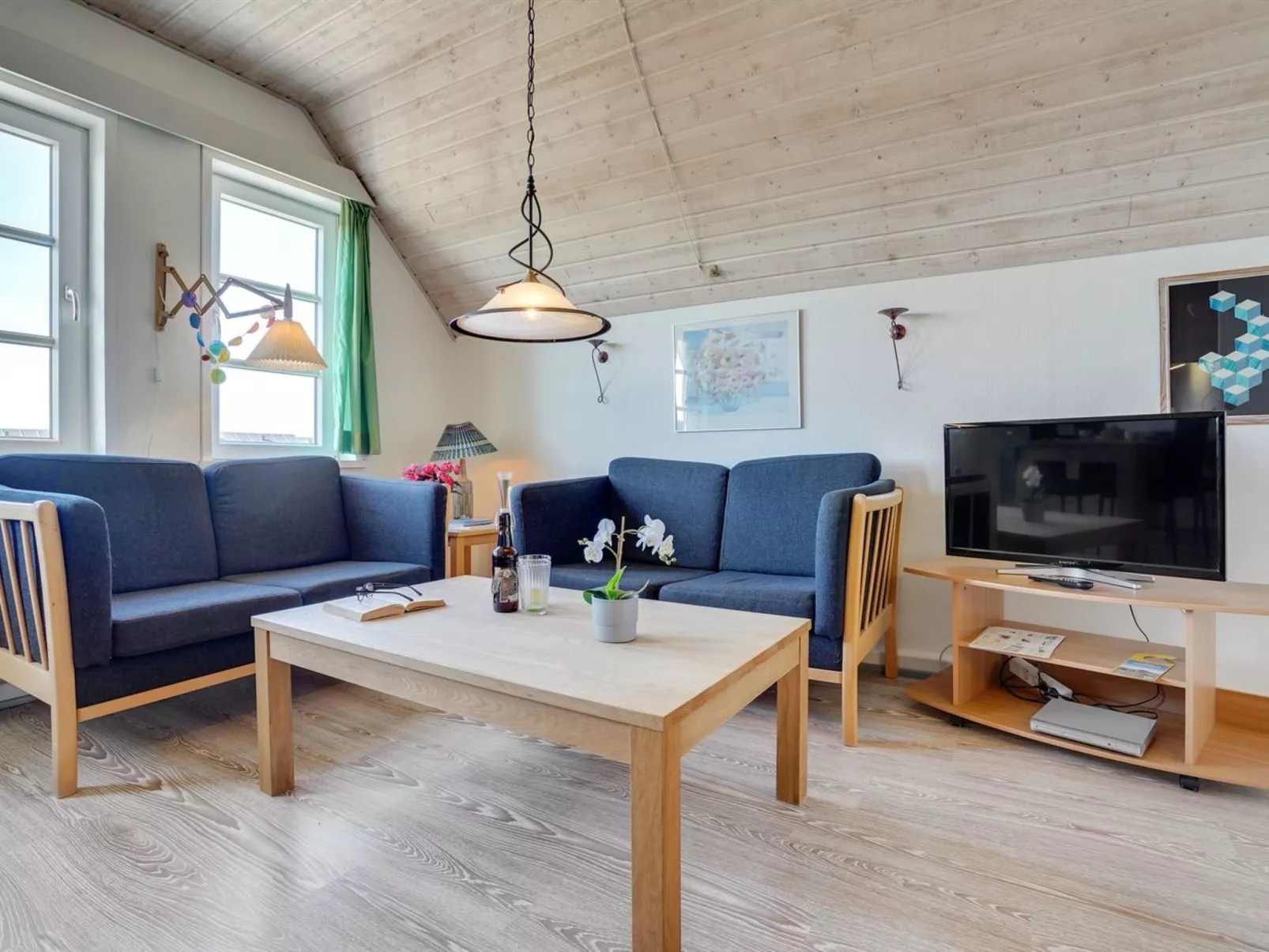 "Iohannes" - 2.3km from the sea-Inside