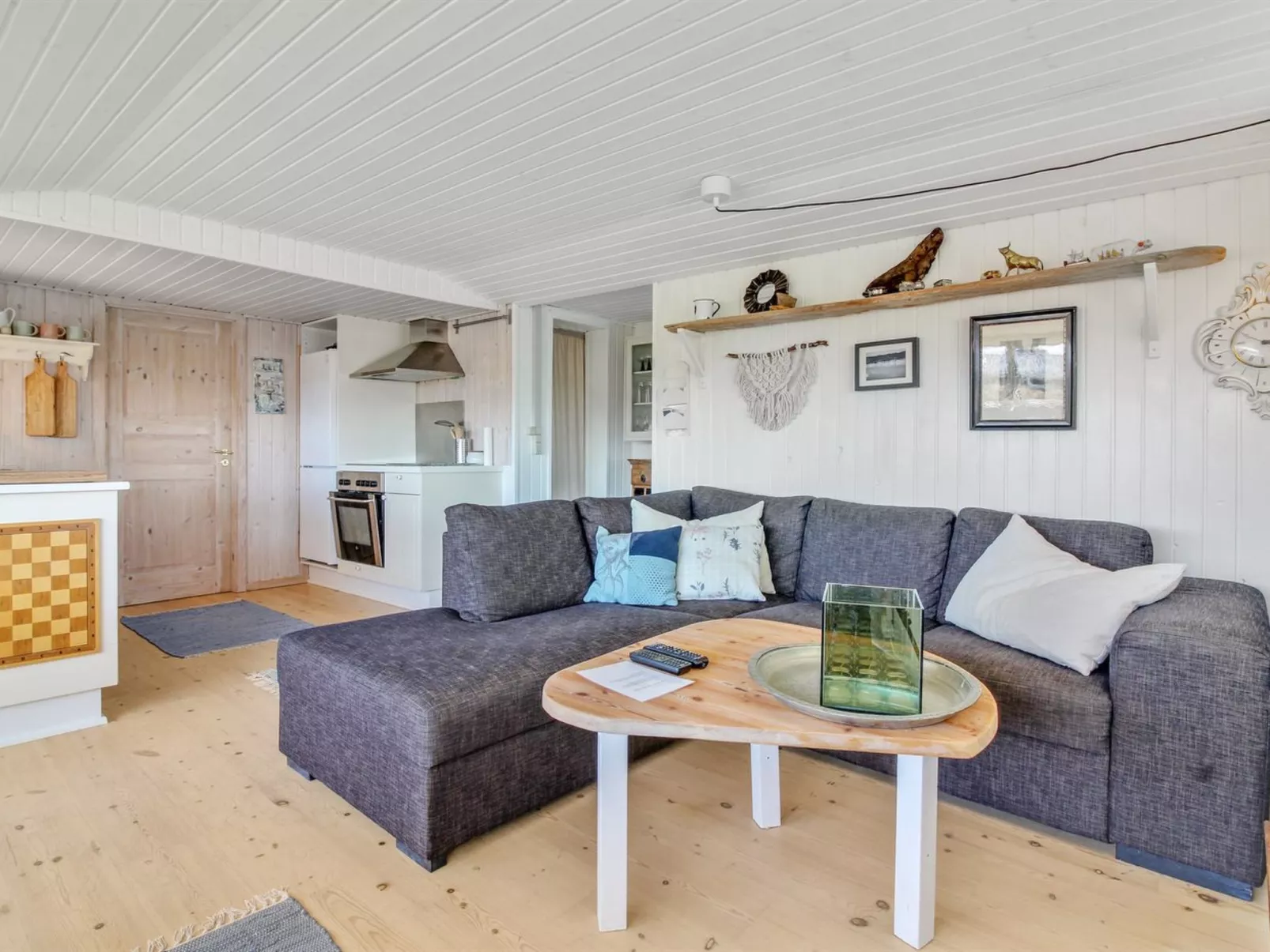 "Sibbi" - 300m from the sea-Drinnen