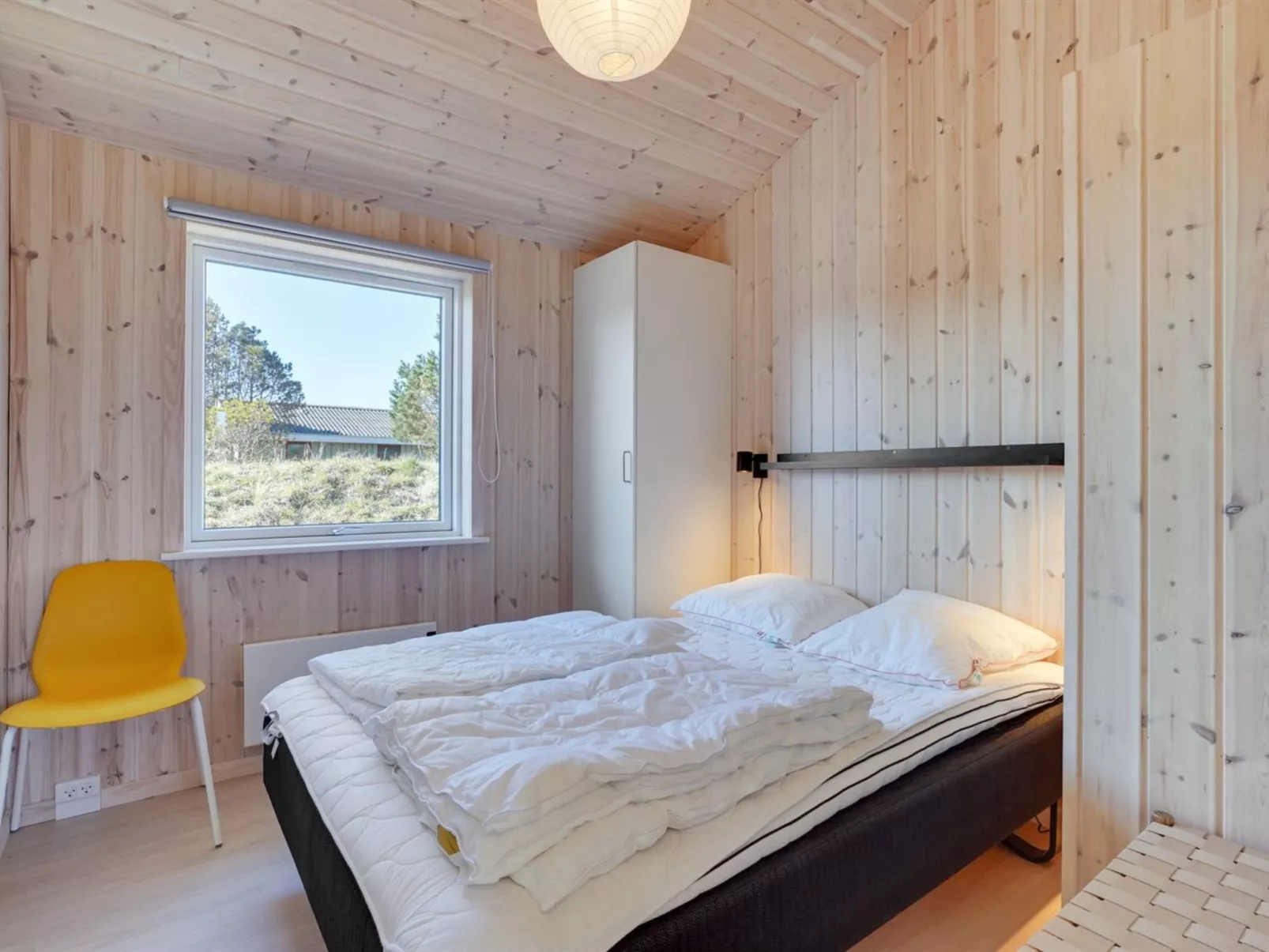 "Gyrial" - 950m from the sea