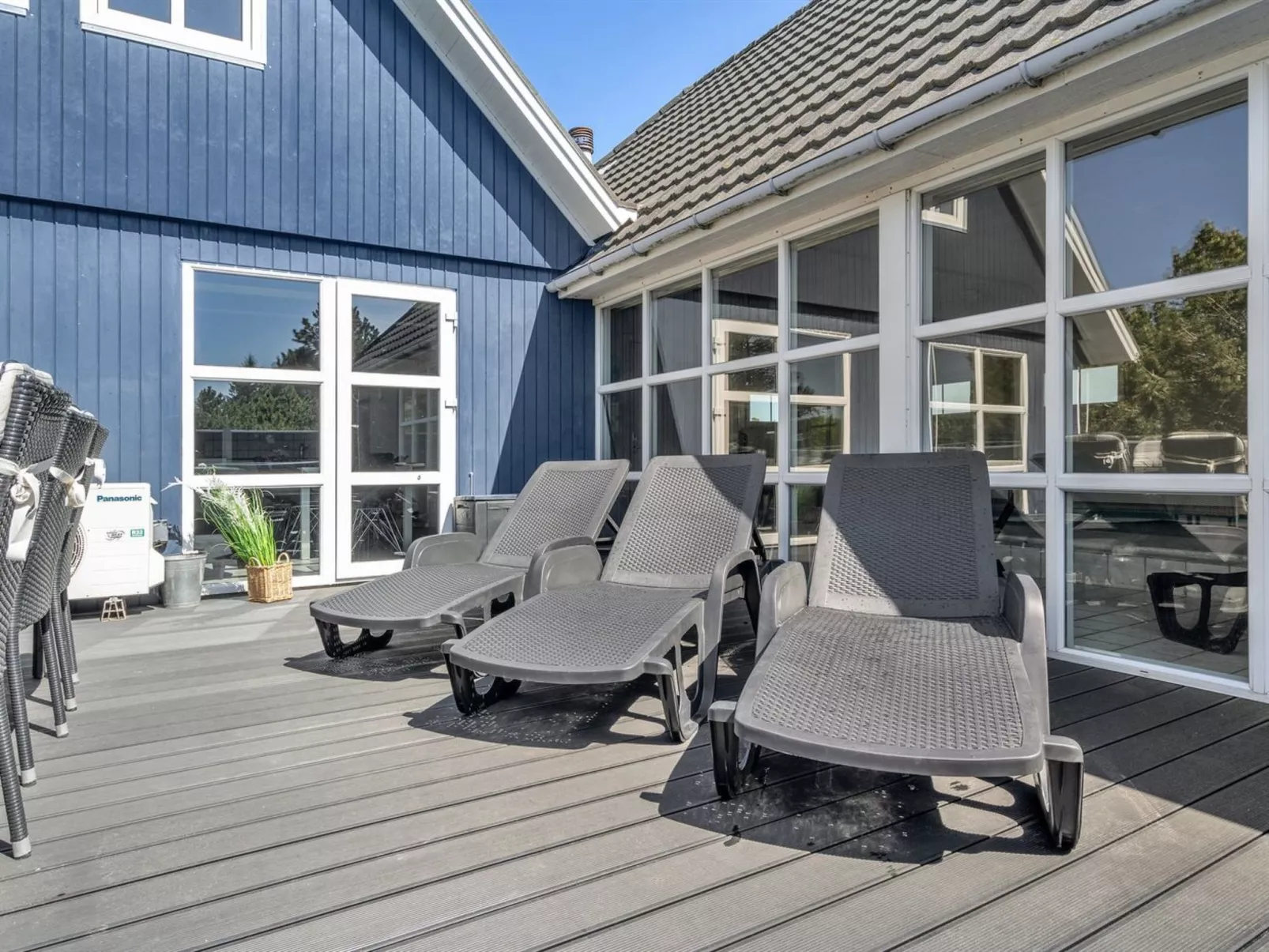 "Madalena" - 2.8km from the sea