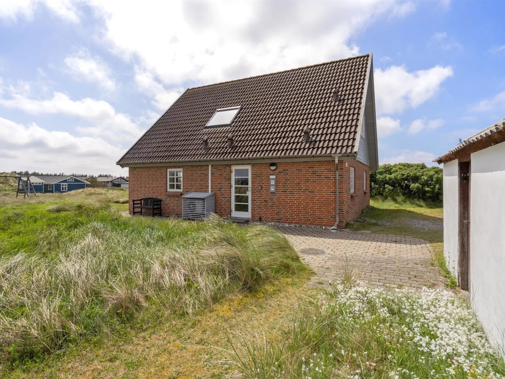 "Bjarnger" - 200m from the sea