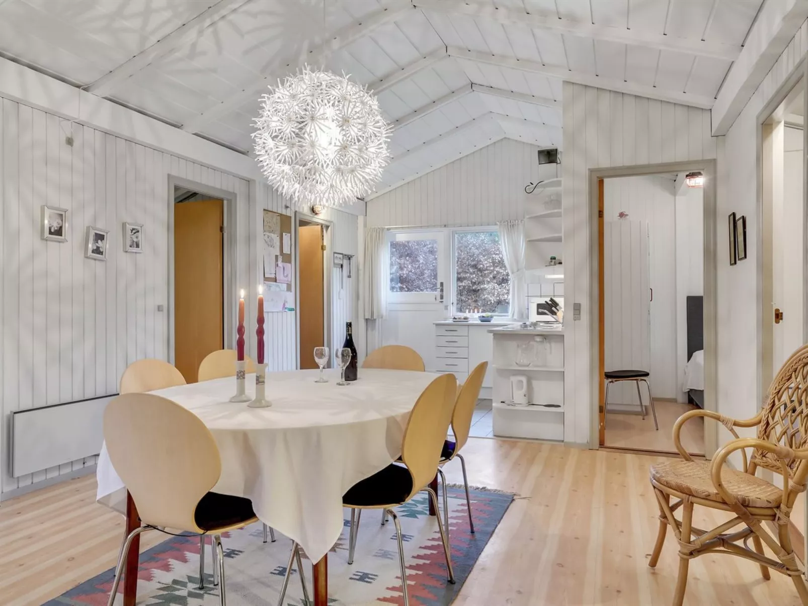 "Hardy" - 30km from the sea-Dedans