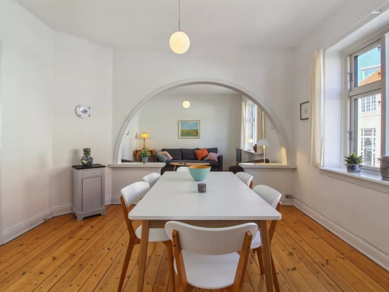 "Gyrth" - 250m from the sea