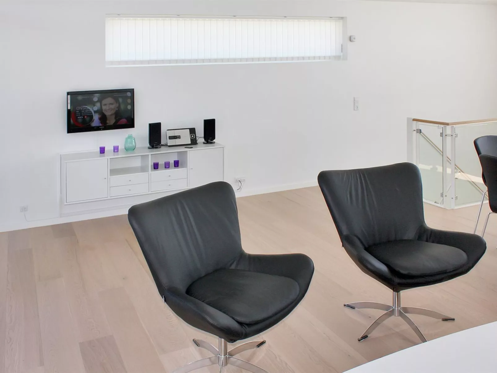 "Ugot" - 750m from the sea