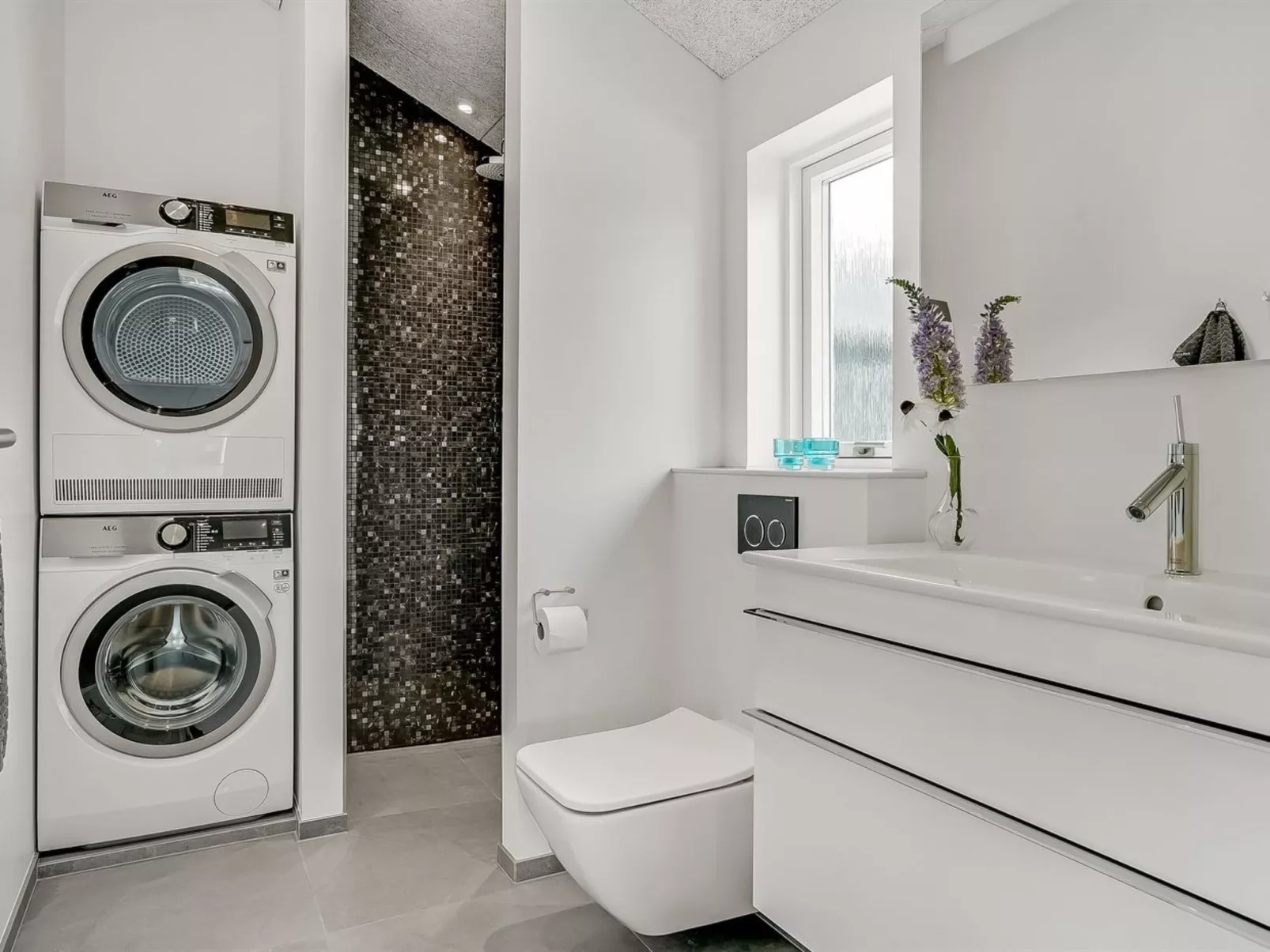 "Fegge" - 1.5km from the sea